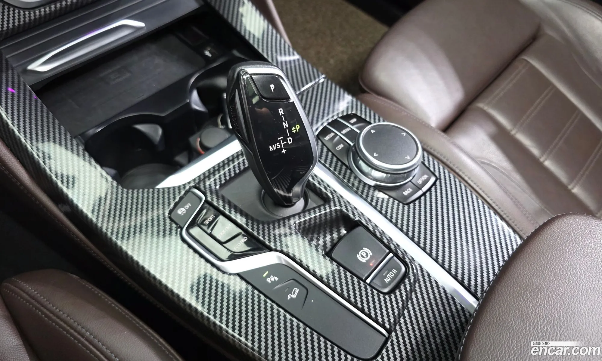 BMW X4 2019 WBAVJ1102KLF65696 — 4