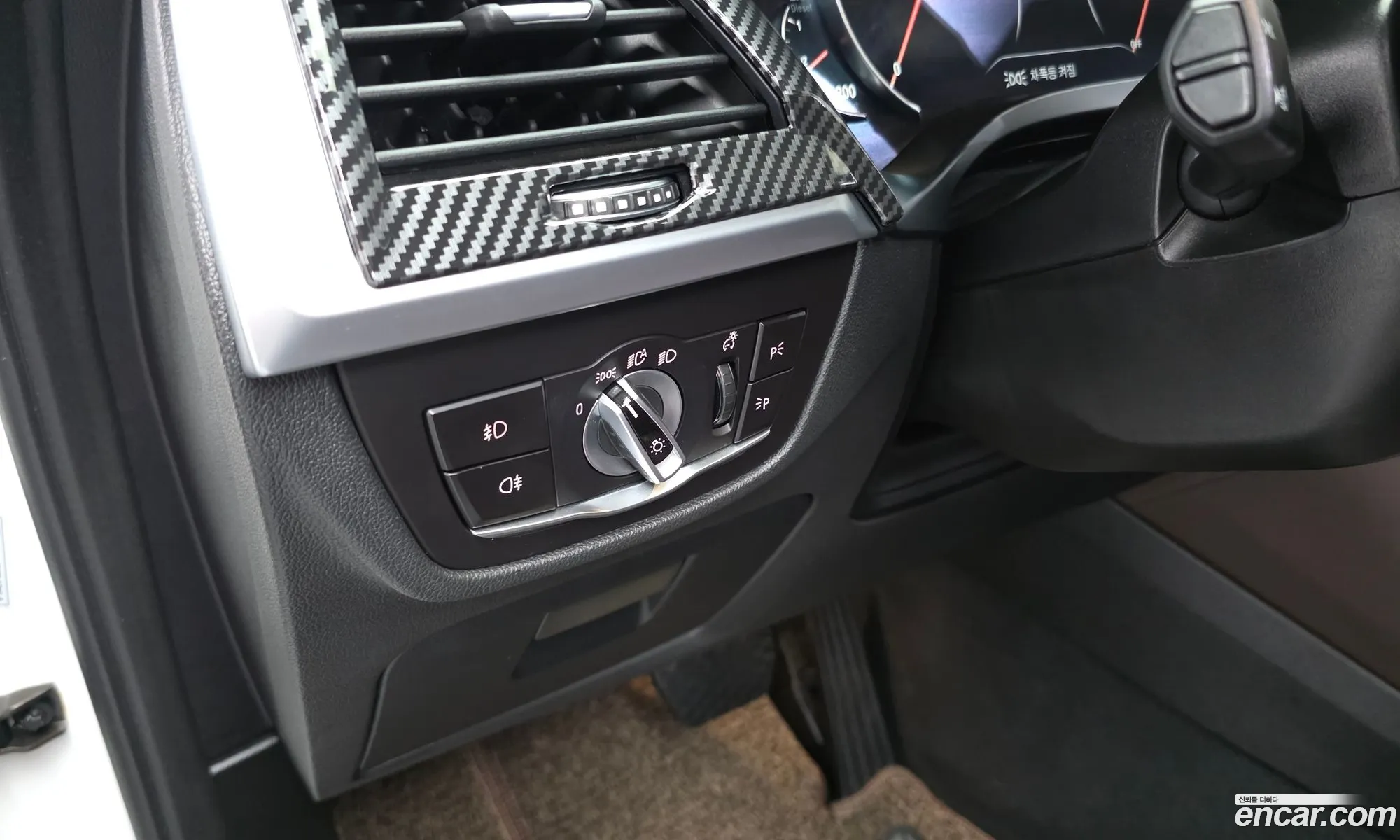 BMW X4 2019 WBAVJ1102KLF65696 — 8