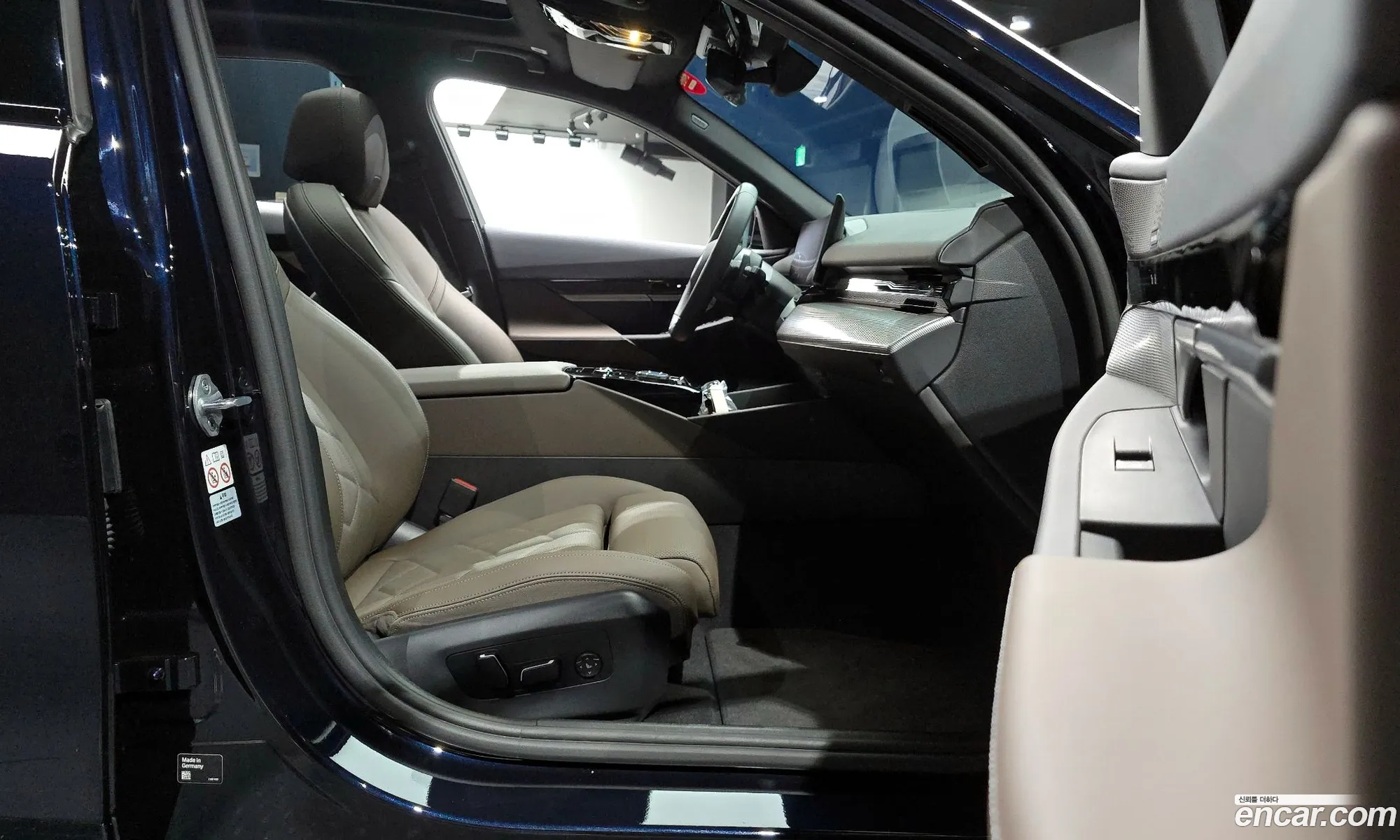 BMW 5 Series 2024 — 21