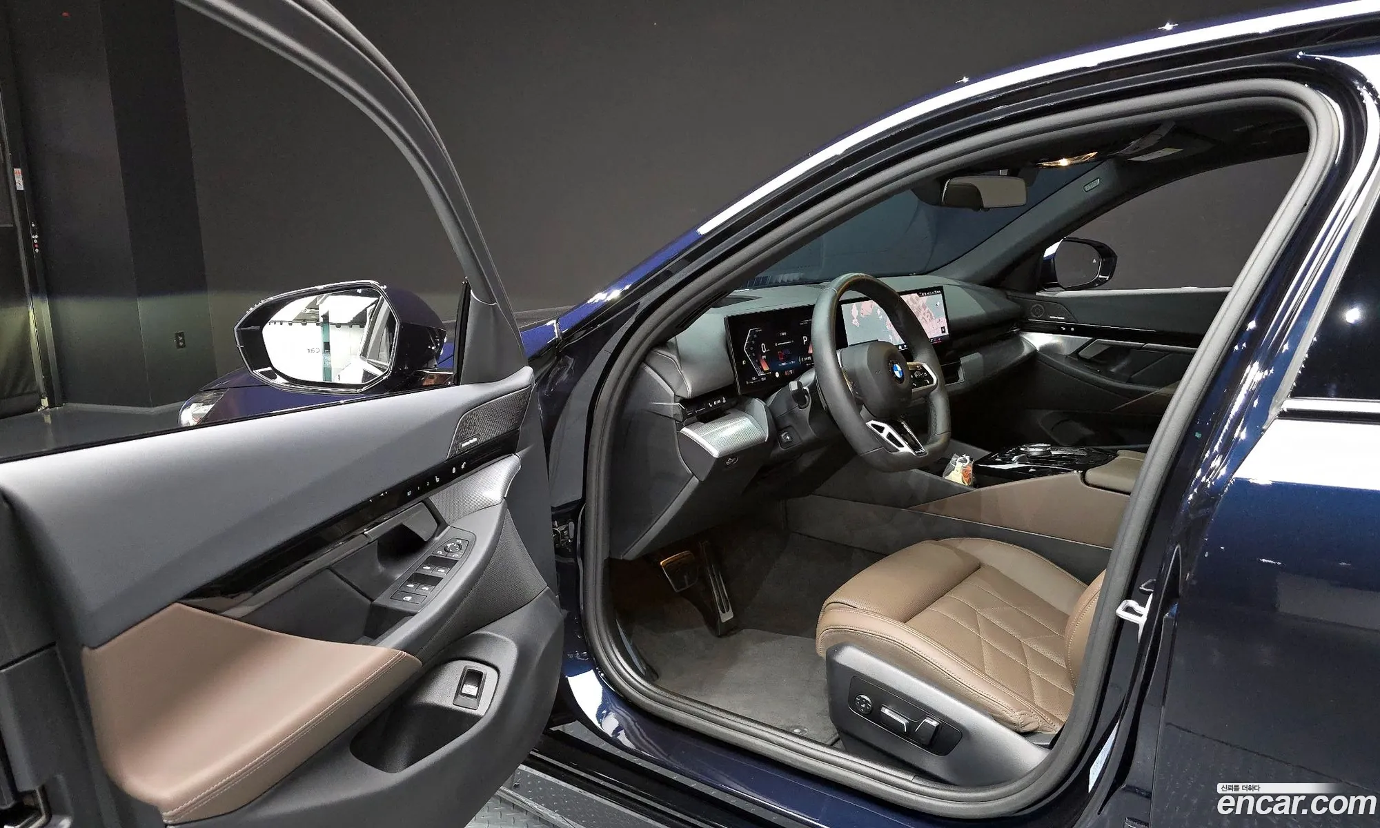 BMW 5 Series 2024 — 22