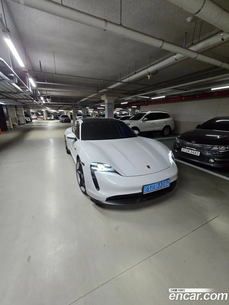 Porsche Taycan 2020 — 4