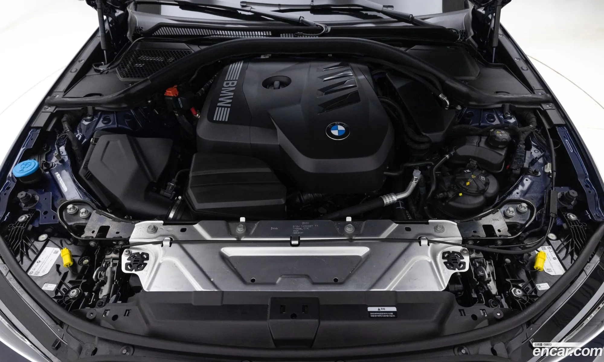 BMW 3 Series 2025 — 5