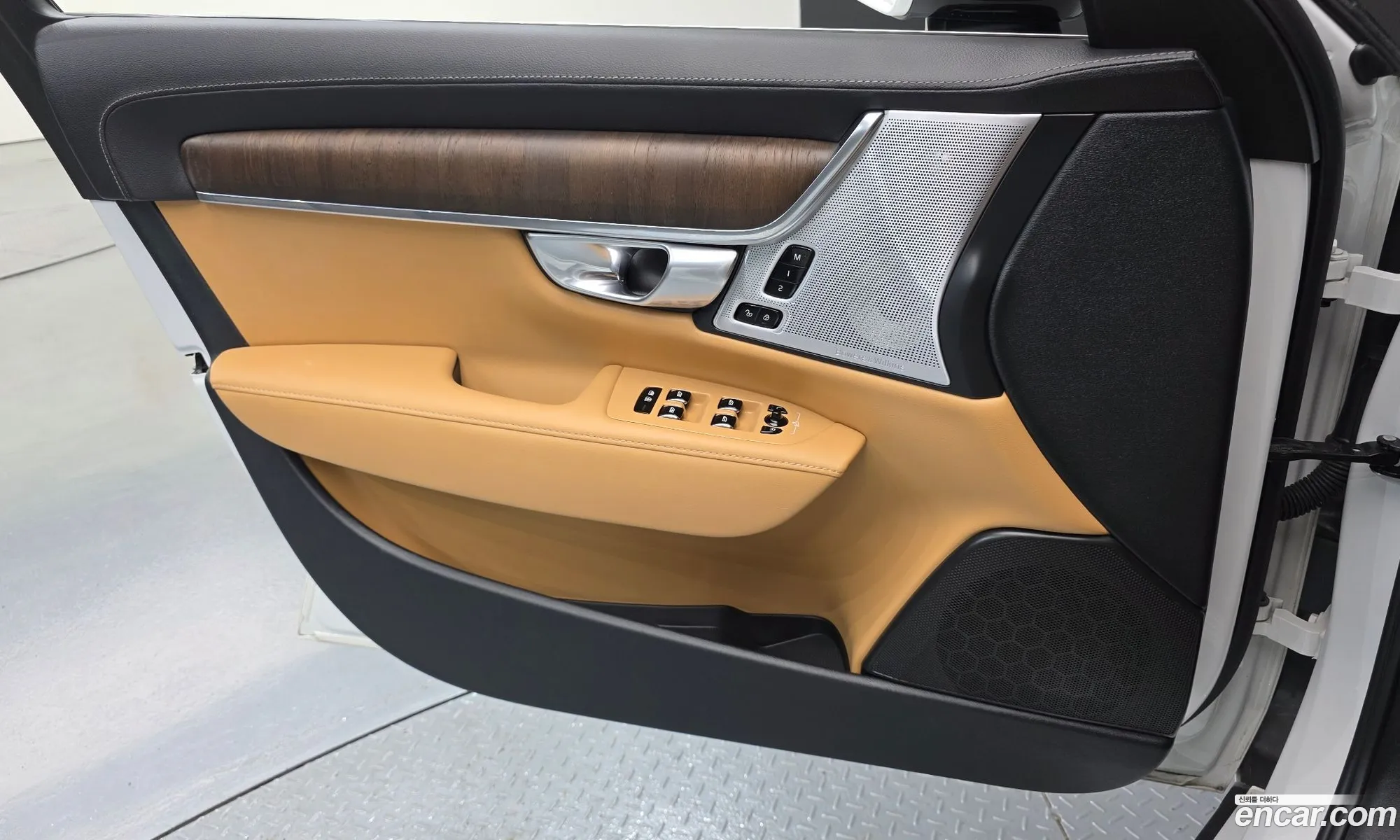 Volvo S90 2022 — 30