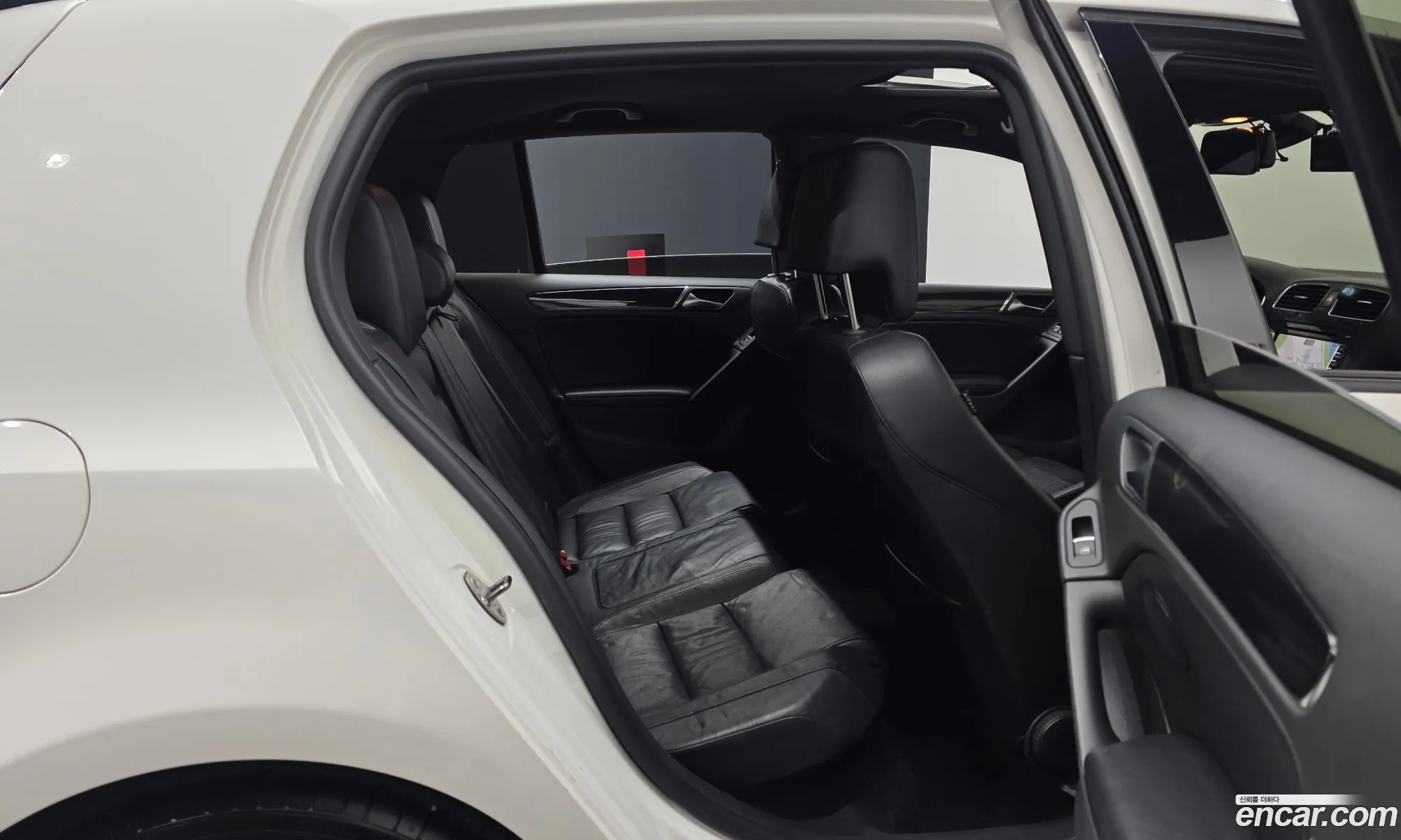 Volkswagen Golf 6th Gen 2011 — 10