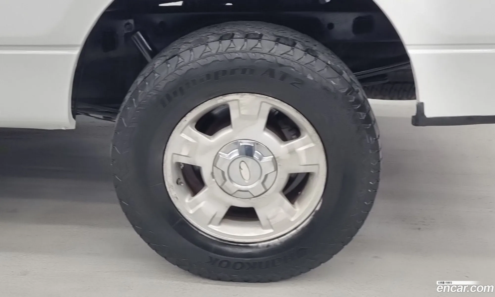 Ford F-150 2011 — 4