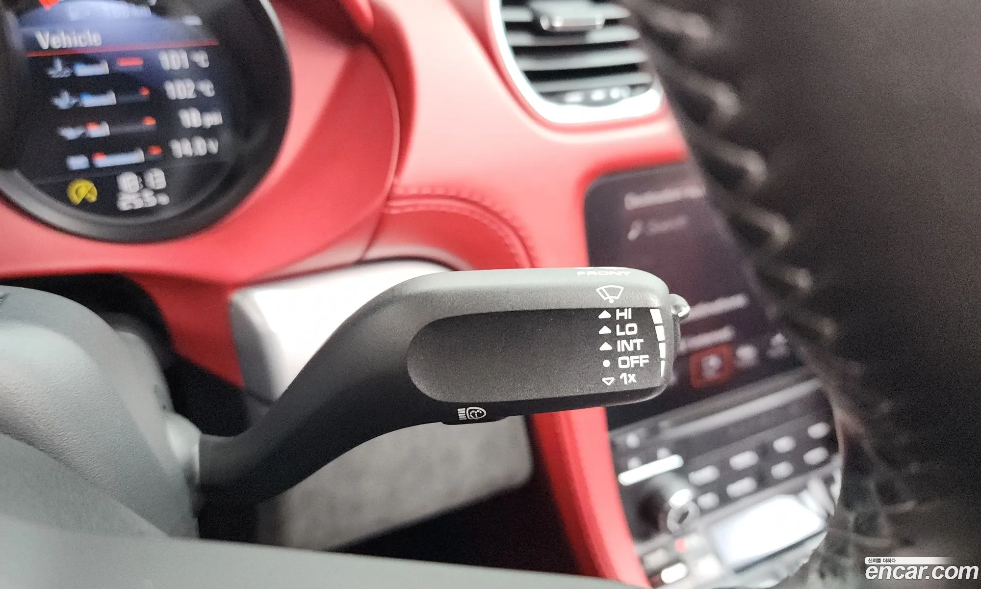 Porsche 718 Boxster 2020 WP0ZZZ98111111111 — 31