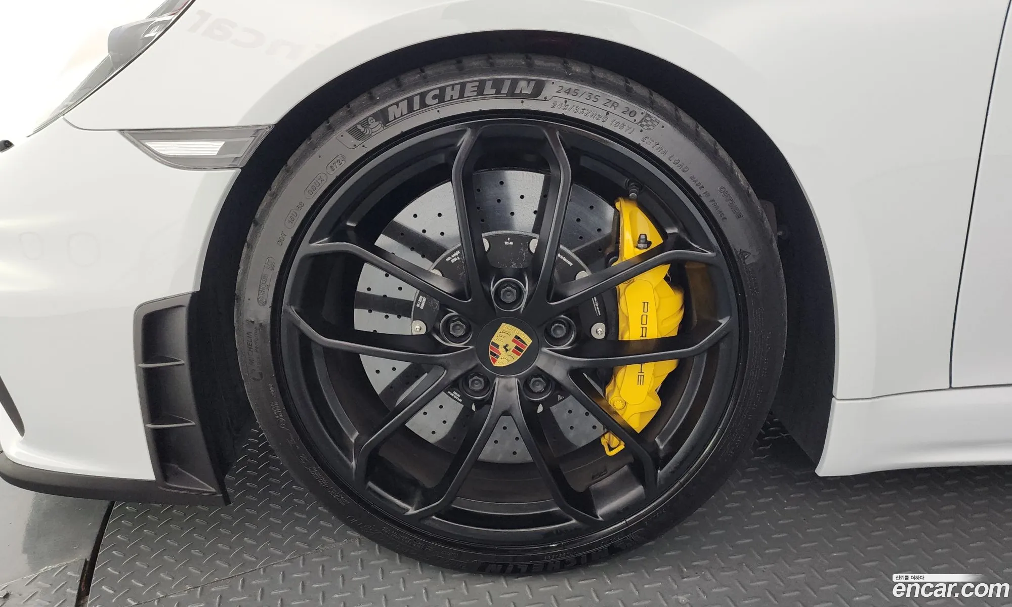 Porsche 718 Boxster 2020 WP0ZZZ98111111111 — 21