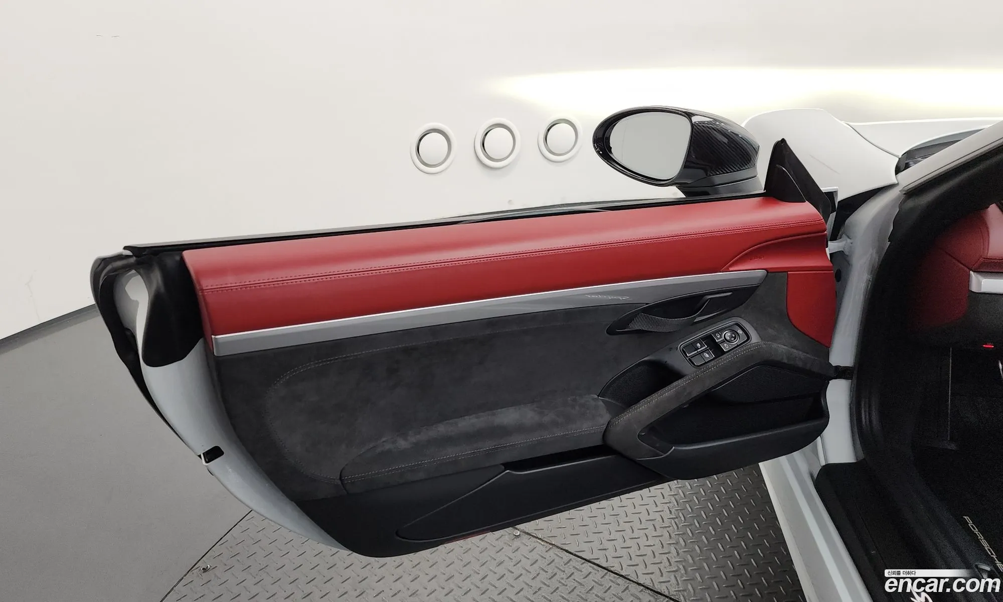 Porsche 718 Boxster 2020 WP0ZZZ98111111111 — 15