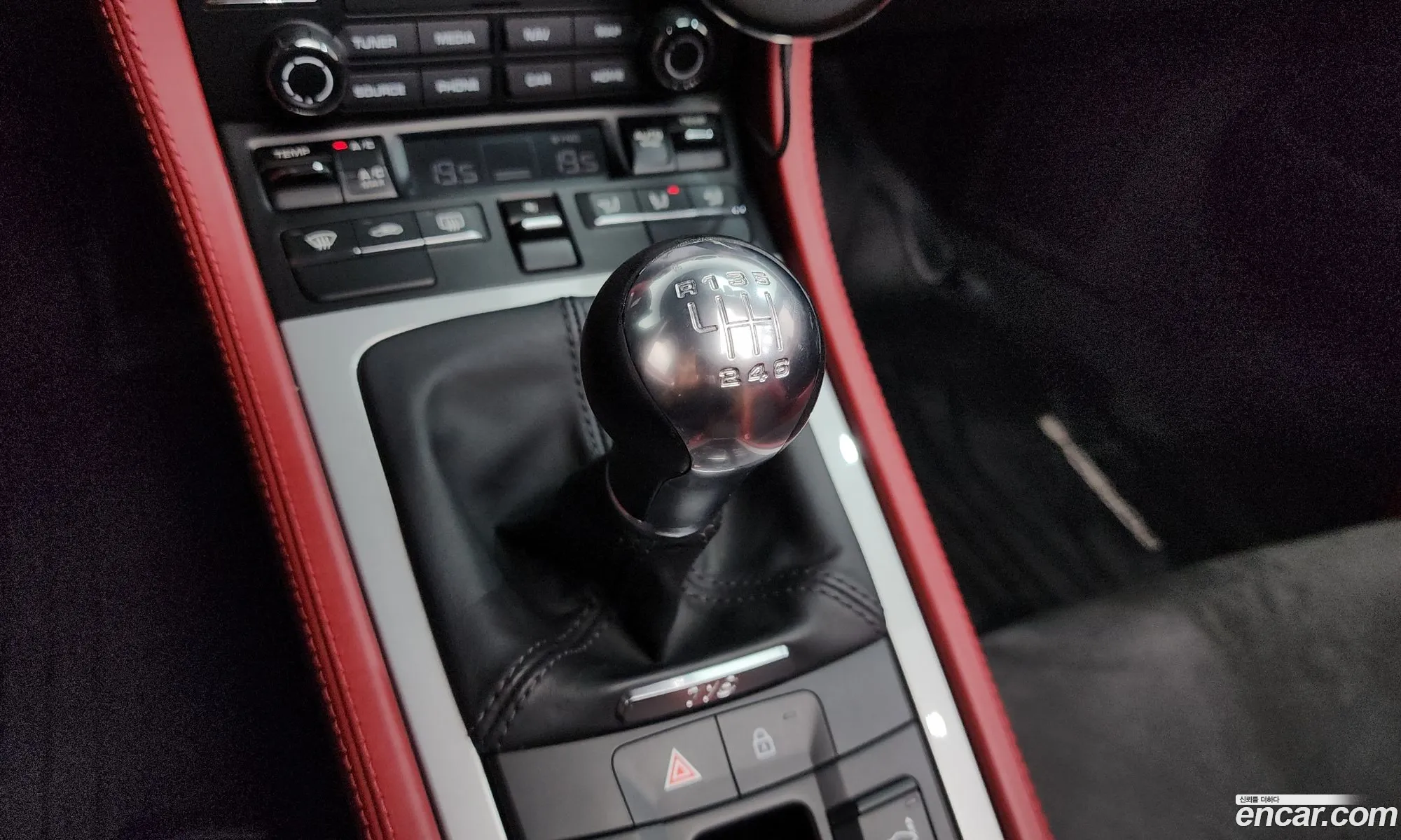 Porsche 718 Boxster 2020 WP0ZZZ98111111111 — 2