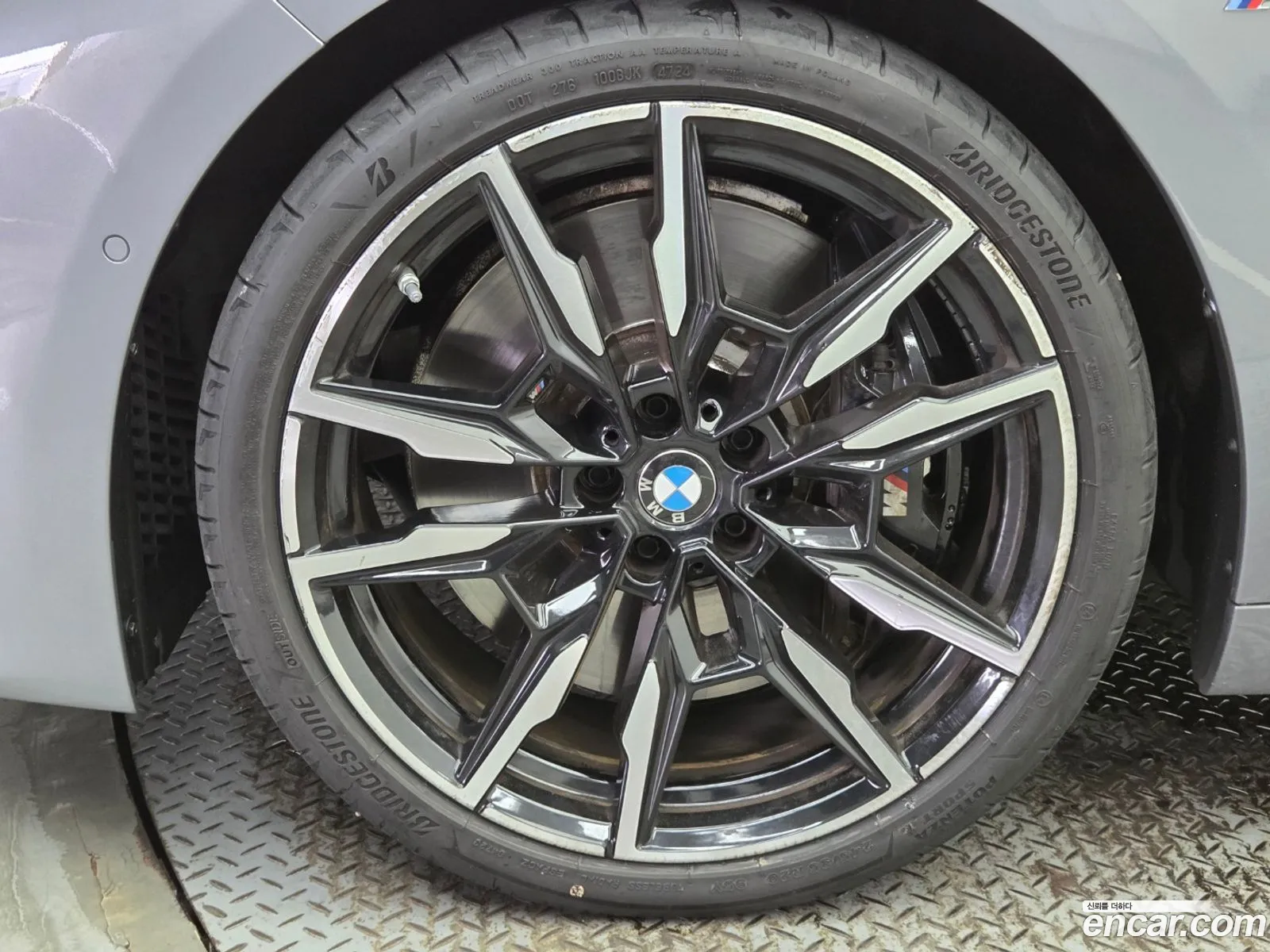 BMW 8 Series 2025 — 16