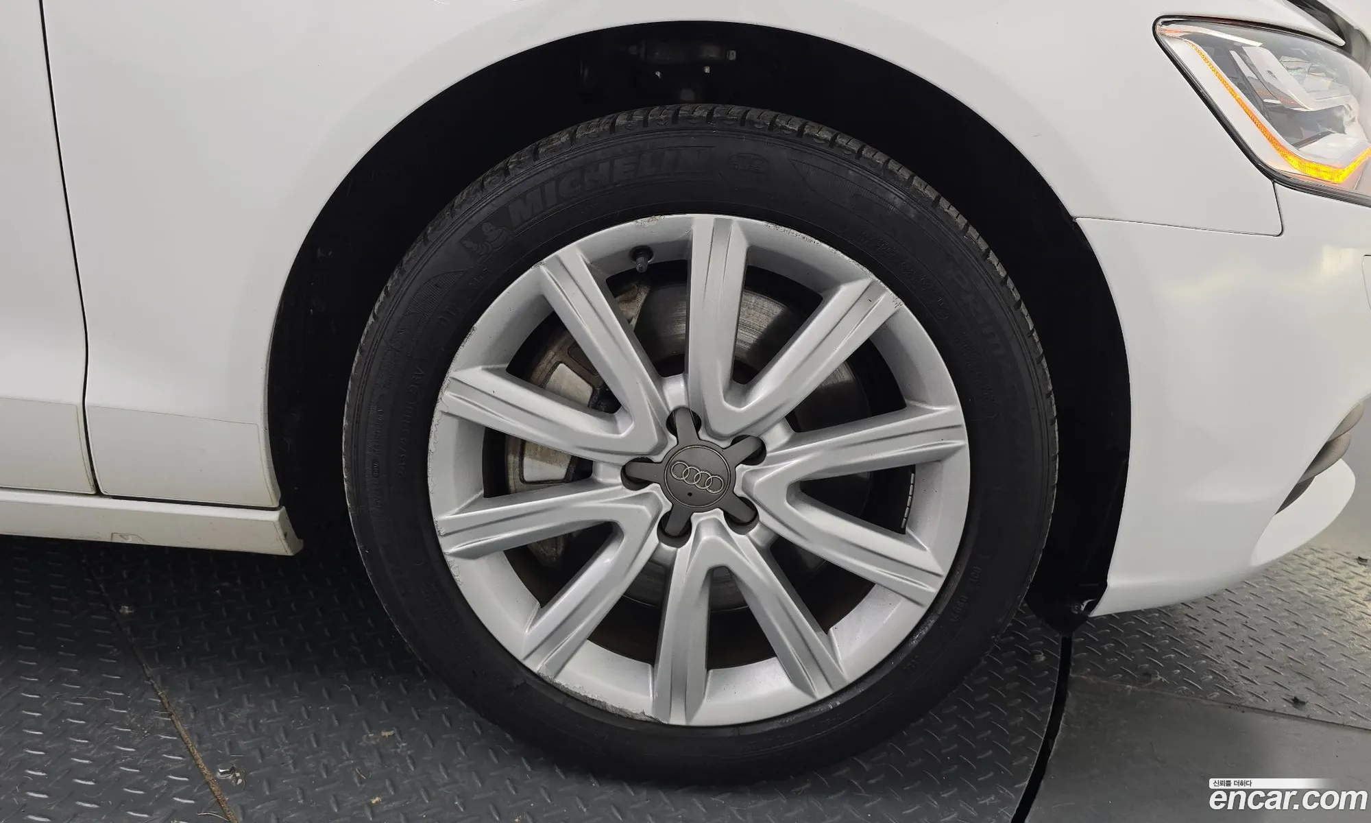 Audi A6 2013 WAUZZZ4G9DN155077 — 4