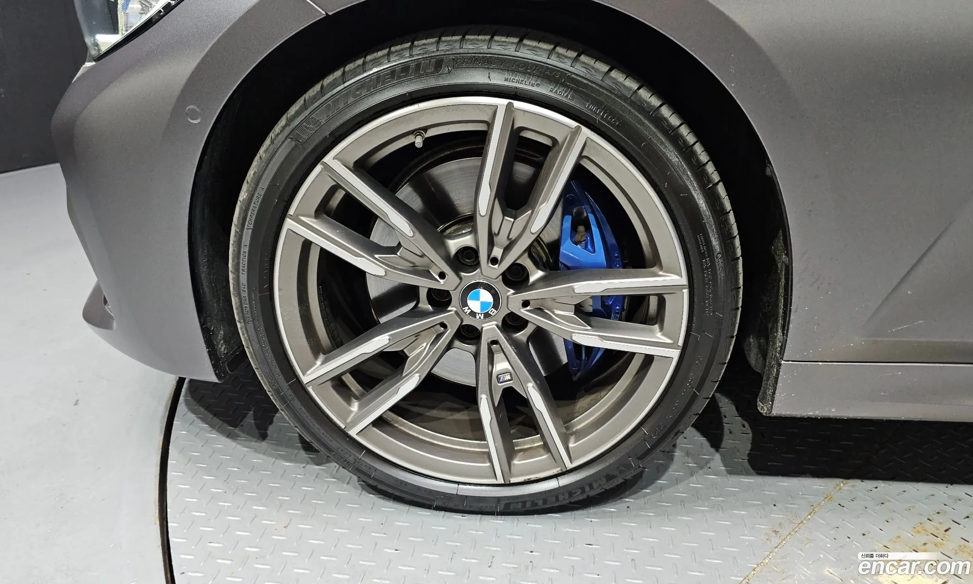 BMW 3 Series 2022 WBA5U7103NFM17826 — 10