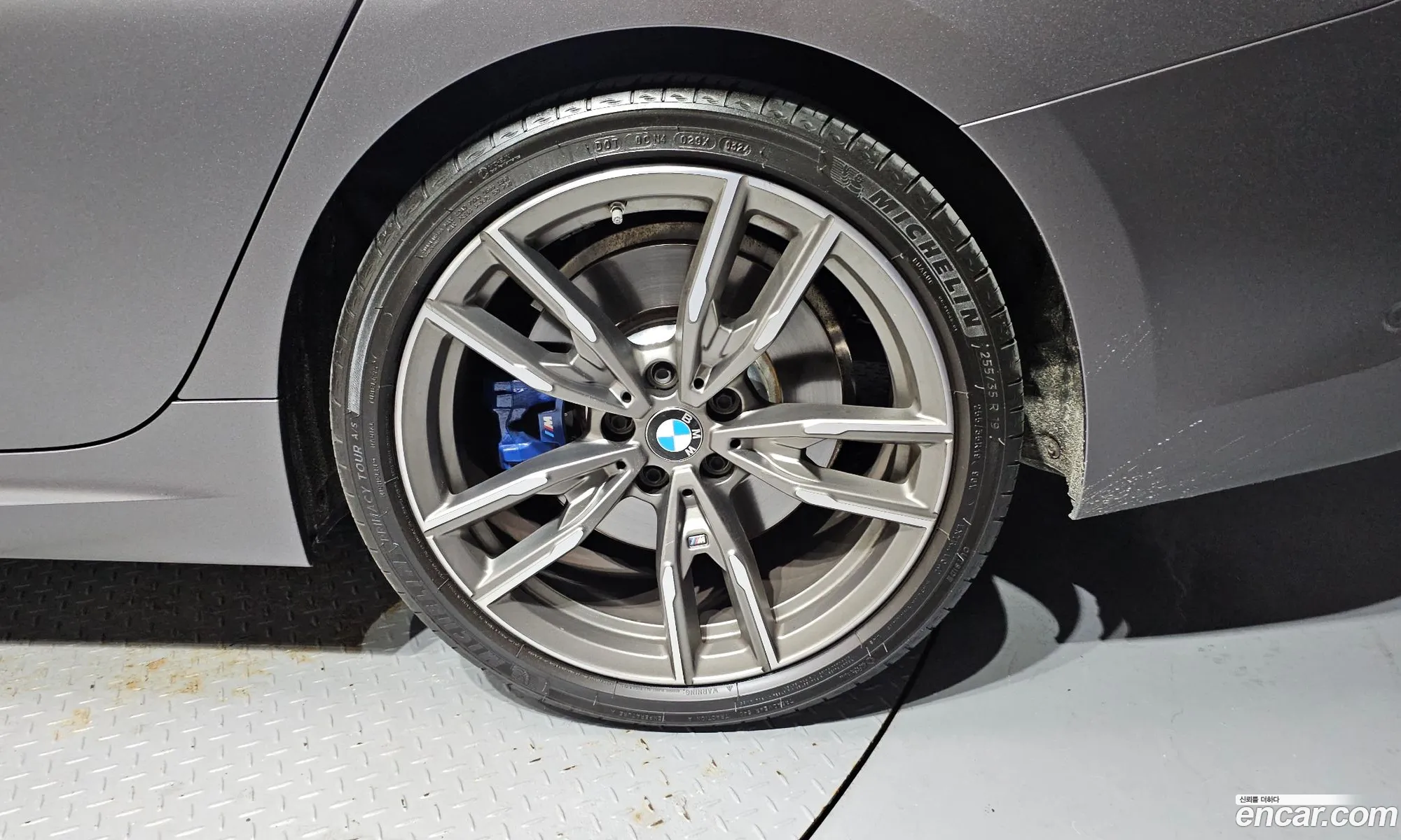 BMW 3 Series 2022 WBA5U7103NFM17826 — 7