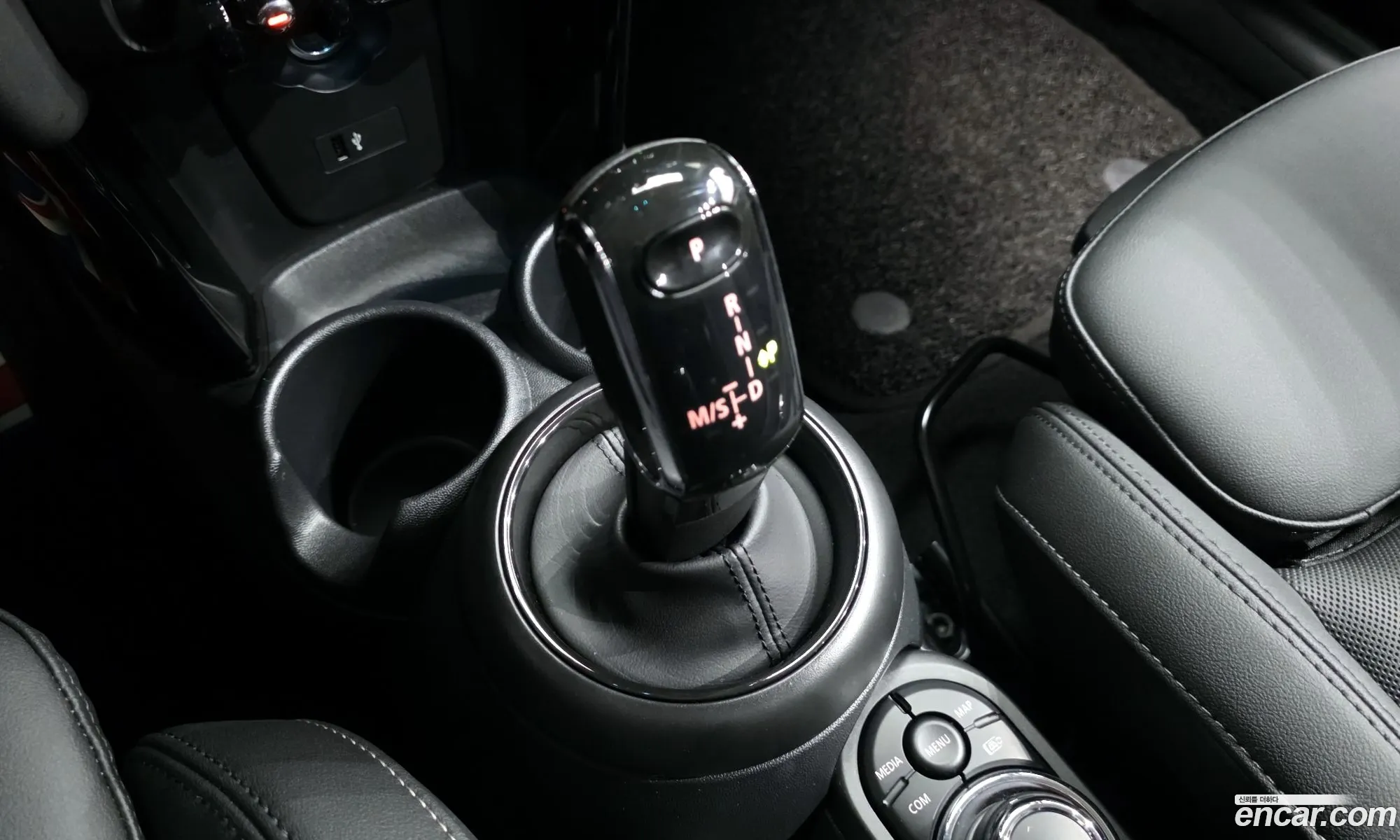 Mini Cooper 2023 WMW41DH02R2V32066 — 8