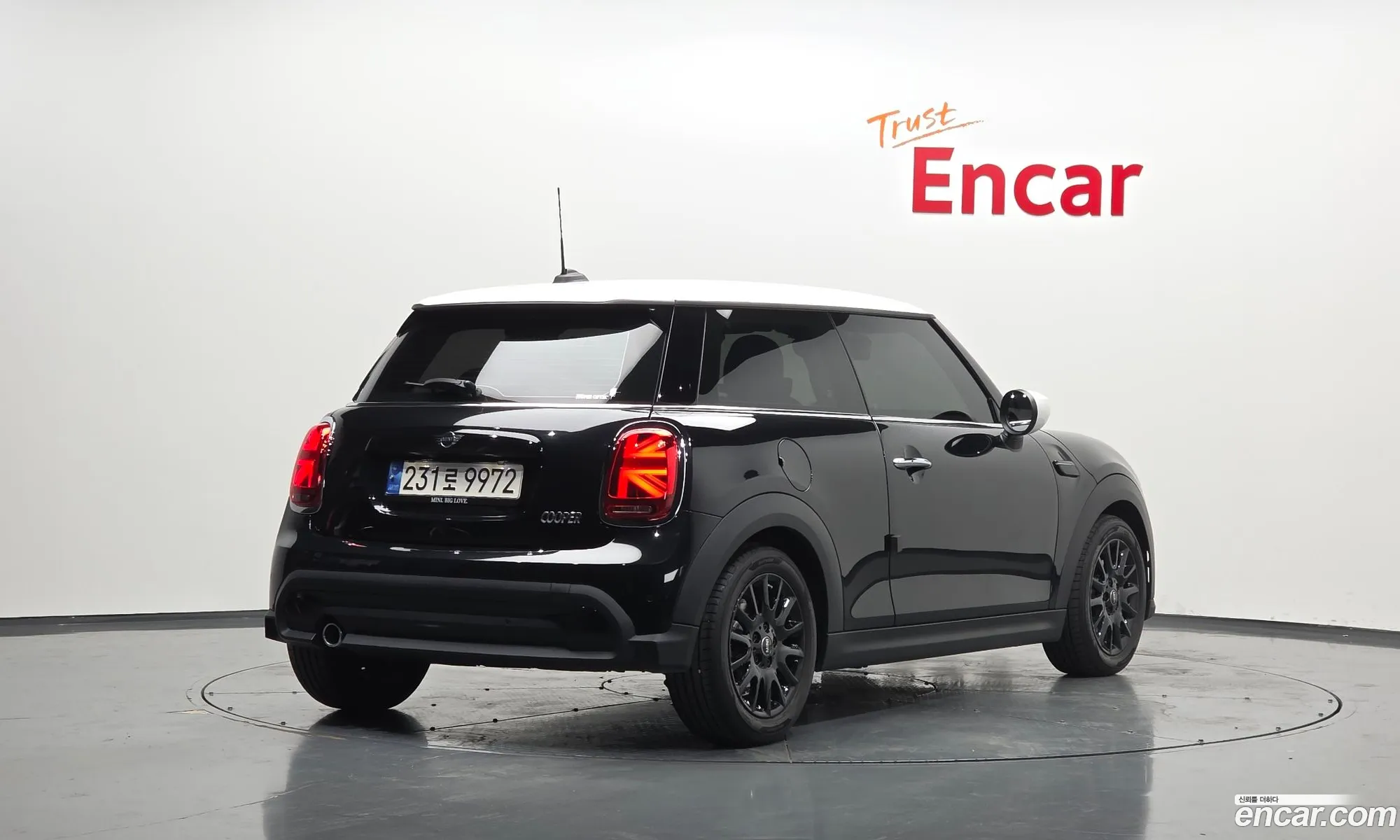 Mini Cooper 2023 WMW41DH02R2V32066 — 16
