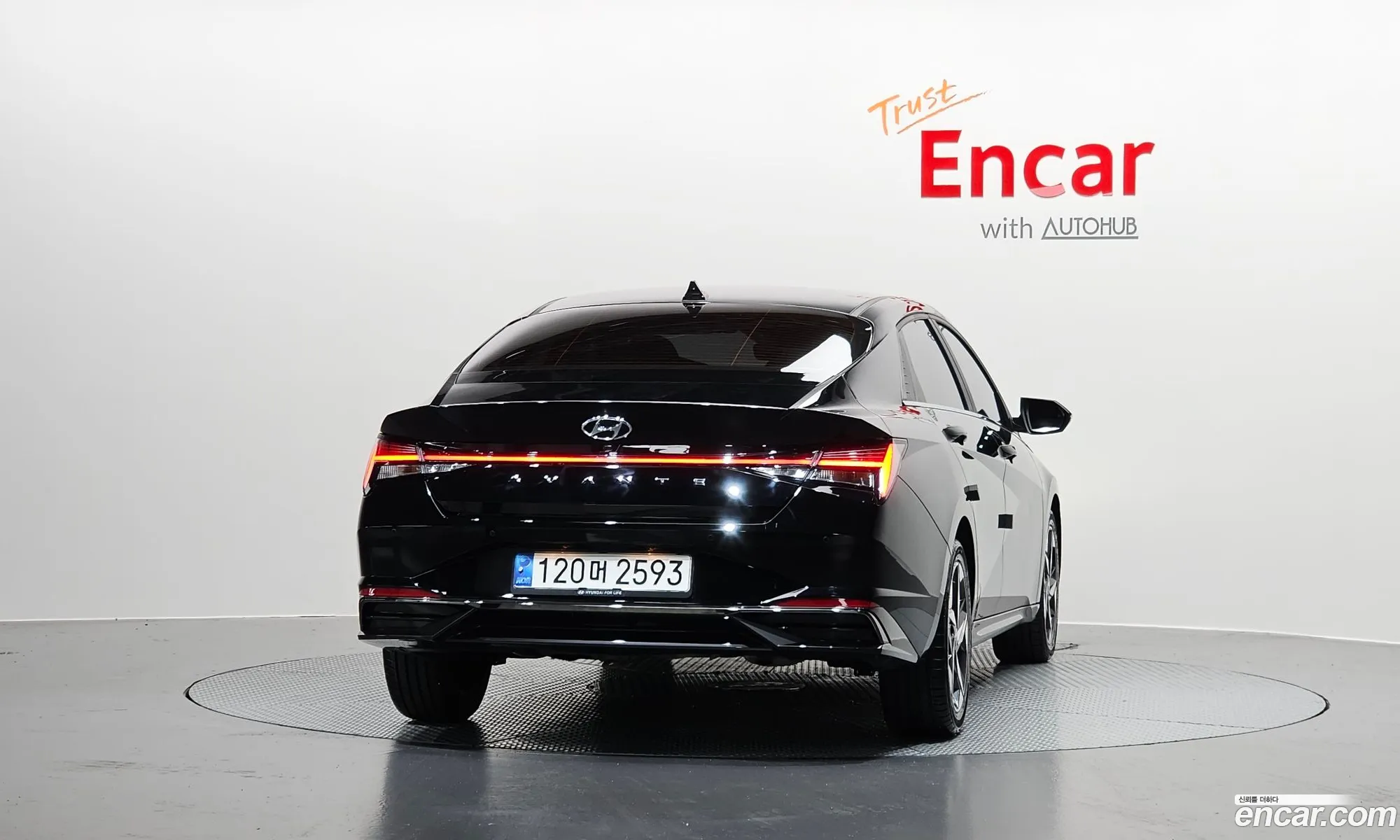 Hyundai Elantra 2021 — 3