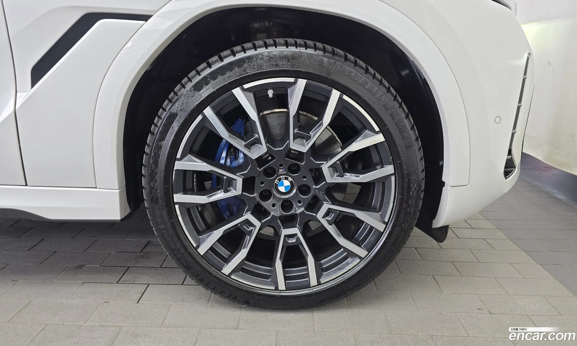 BMW X6 2024 WBA31EX04R9W42448 — 28