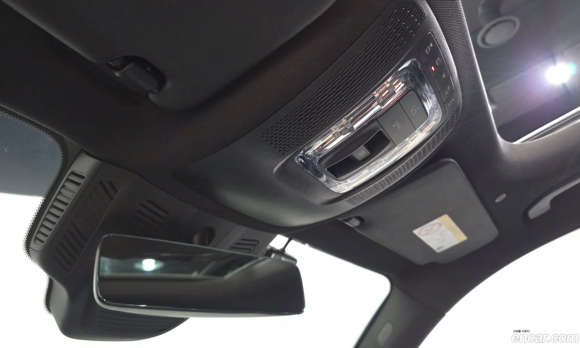Mercedes-Benz GLB-Class X247 2023 — 18