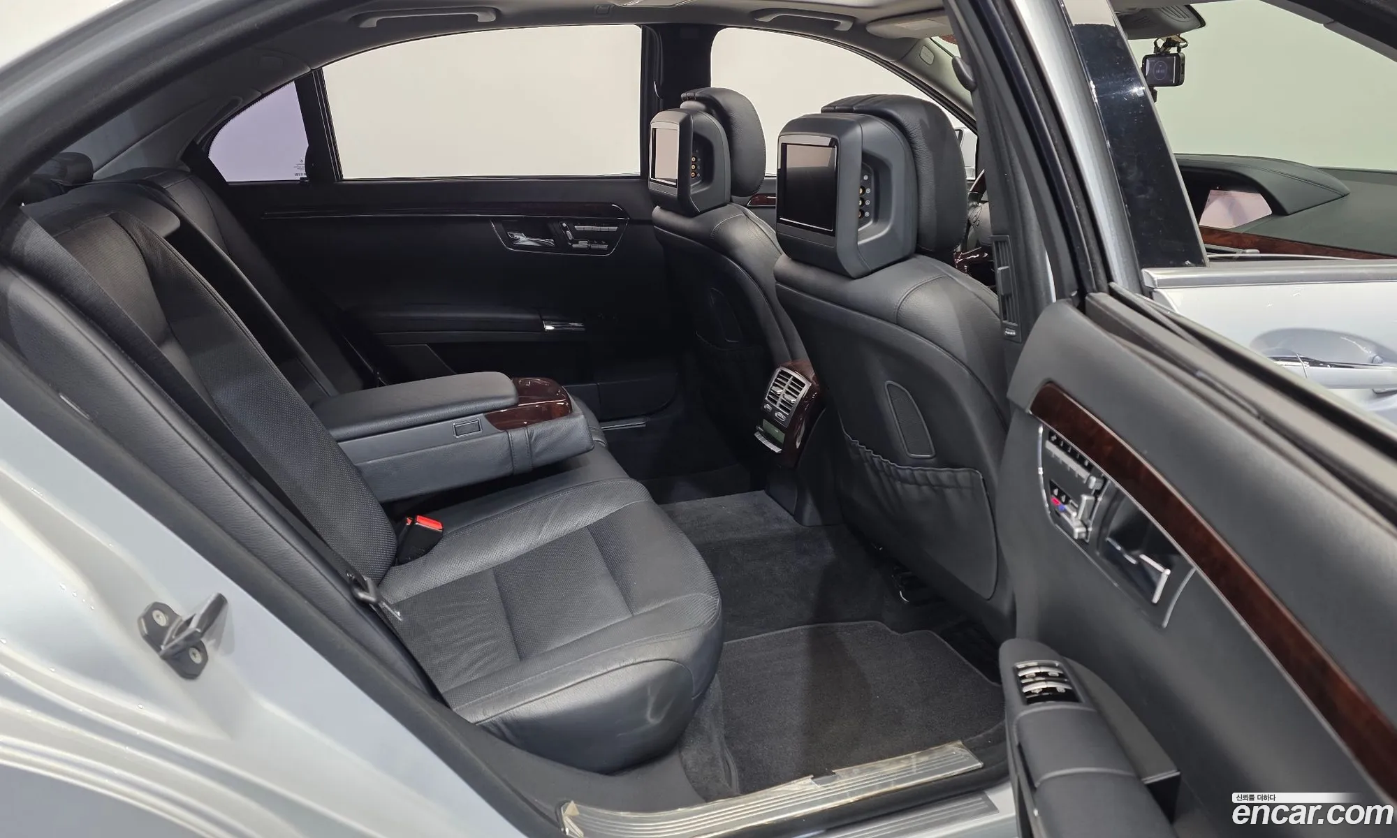 Mercedes-Benz S-Class W221 2012 — 2