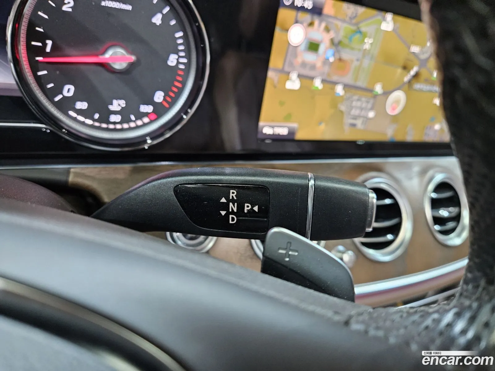 Mercedes-Benz E-Class W213 2018 — 15