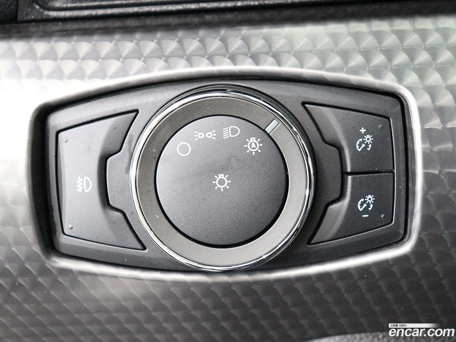 Ford Mustang 2022 — 12