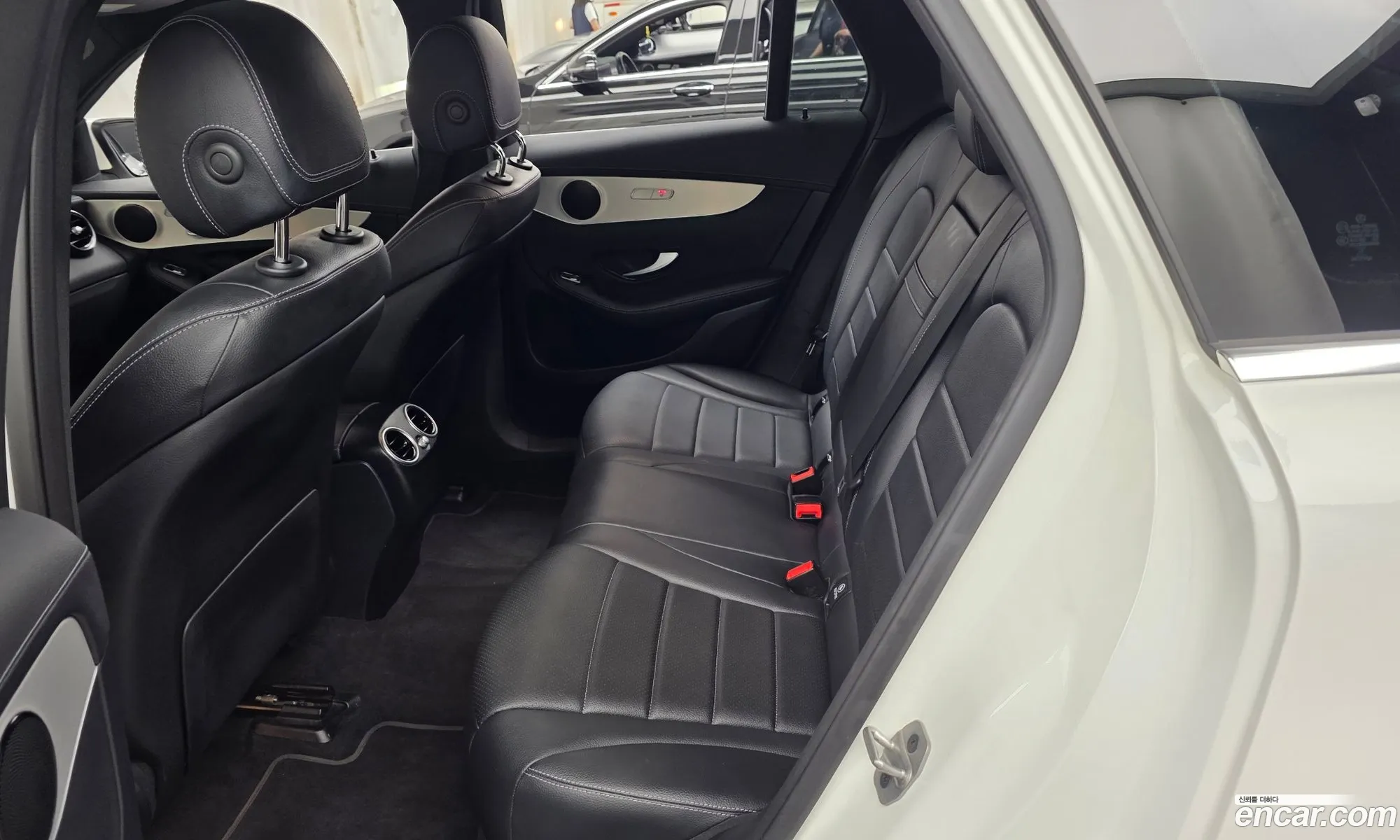 Mercedes-Benz GLC-Class X253 2022 — 31