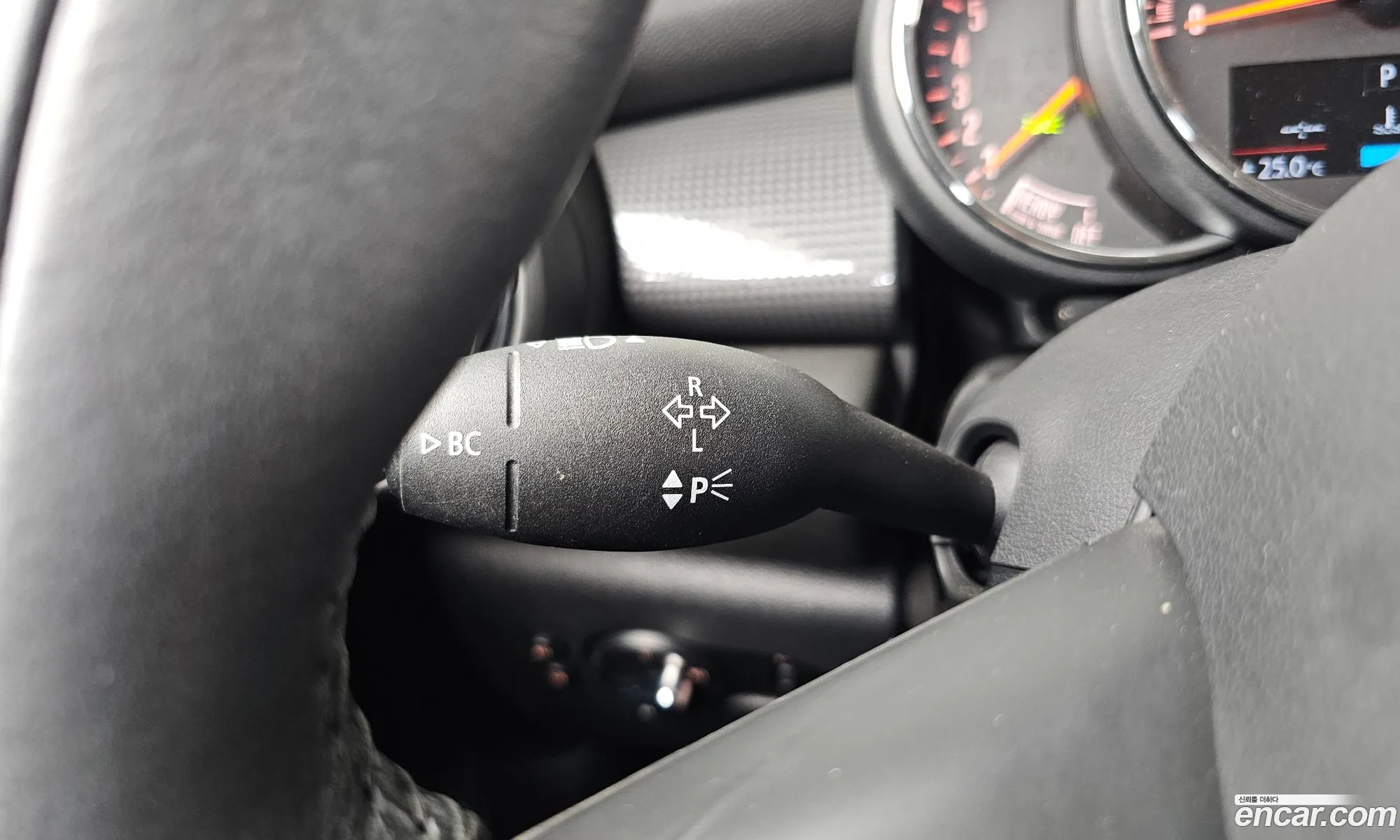 Mini Cooper 2018 WMWXU1104J2H33441 — 18