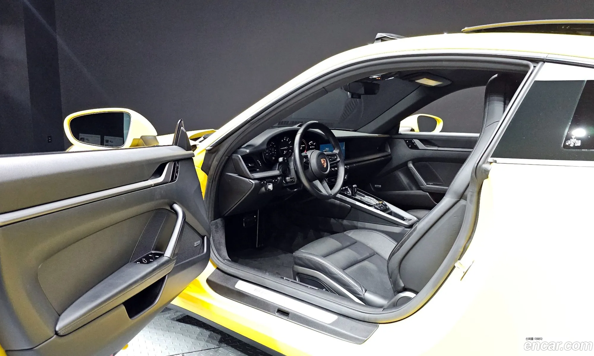 Porsche 911 2020 WP0AB2A94LS227790 — 23