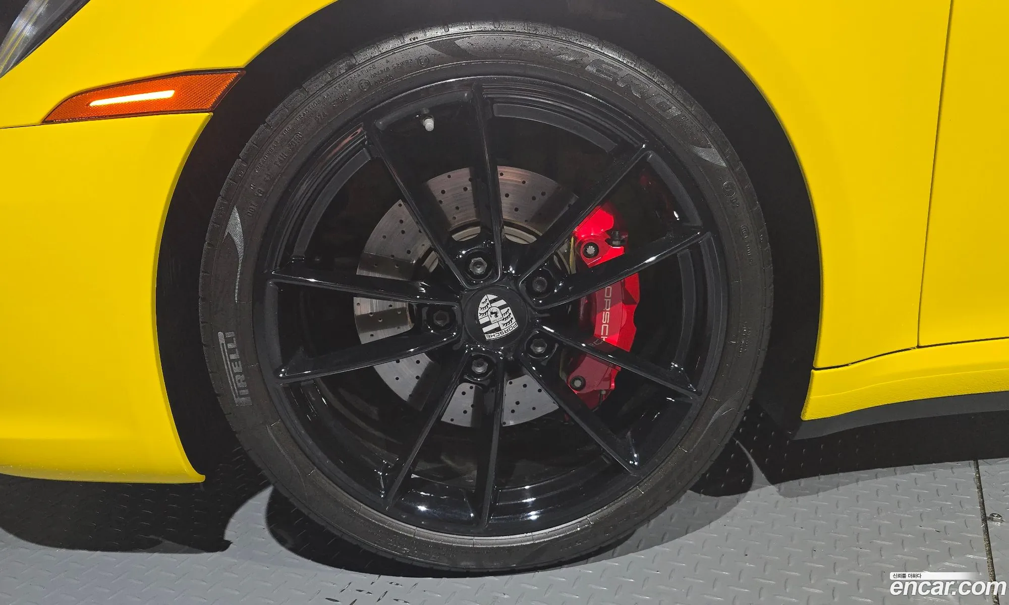 Porsche 911 2020 WP0AB2A94LS227790 — 10