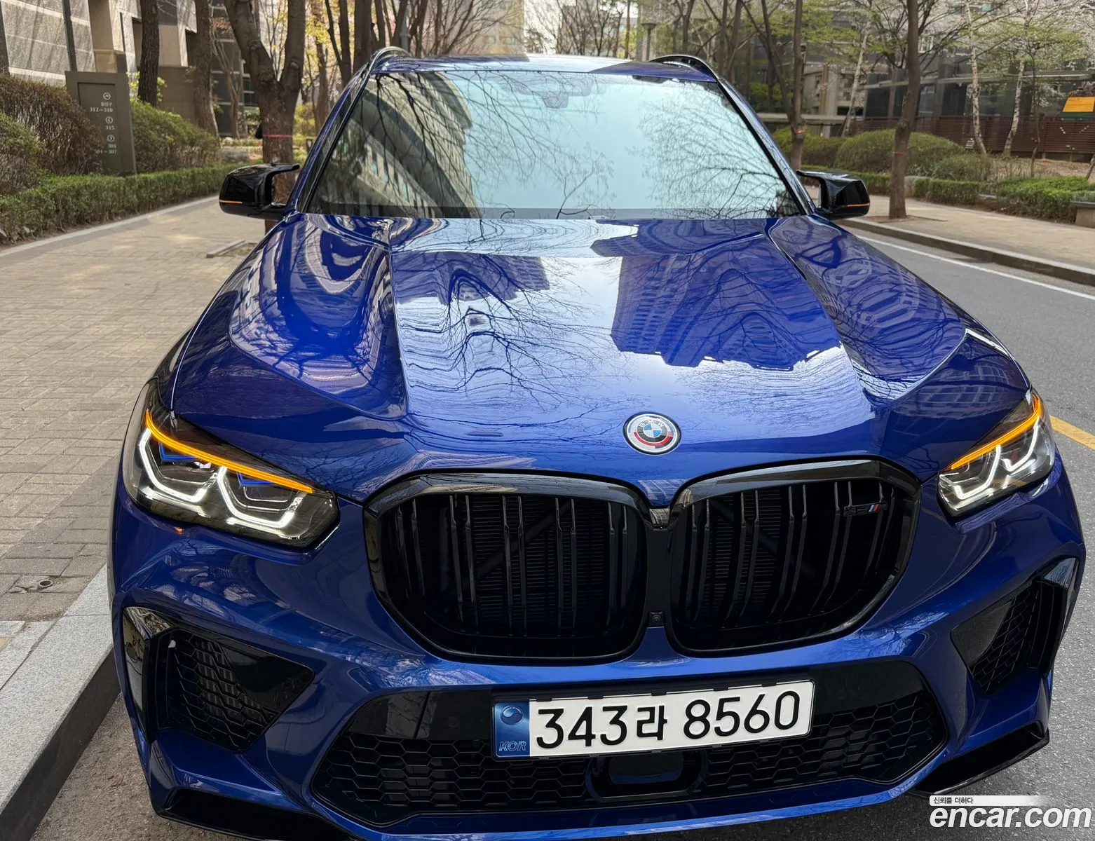 BMW X5 M 2023 — 9