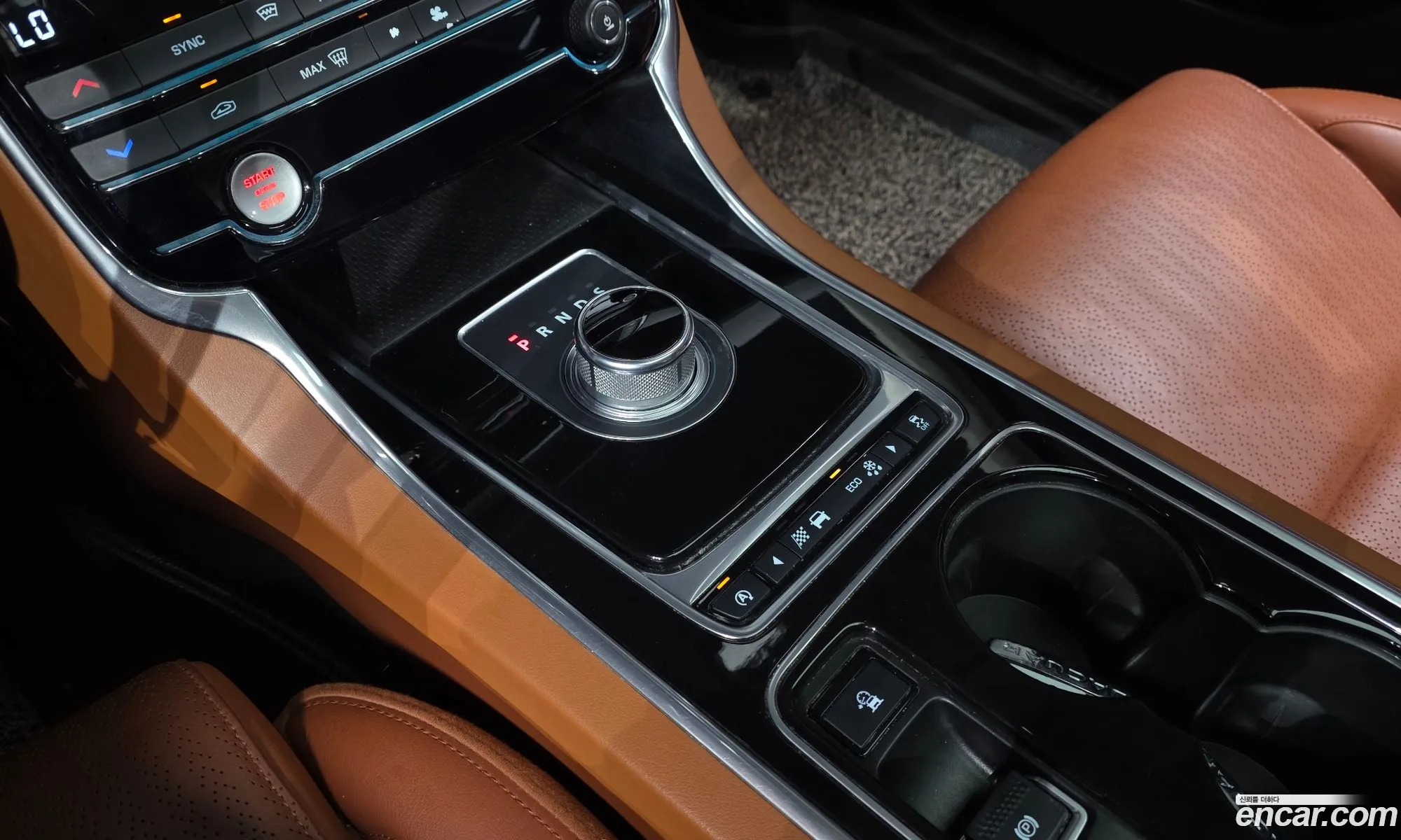Jaguar XE 2016 — 5