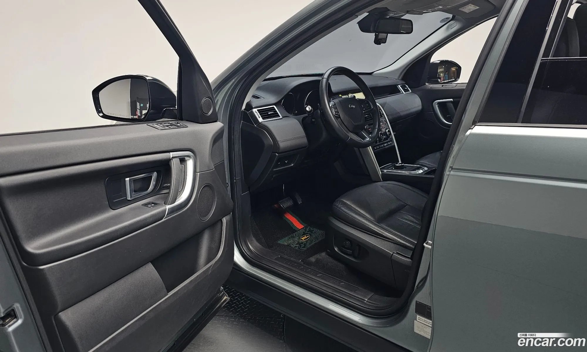 Land Rover Discovery Sport 2017 — 20