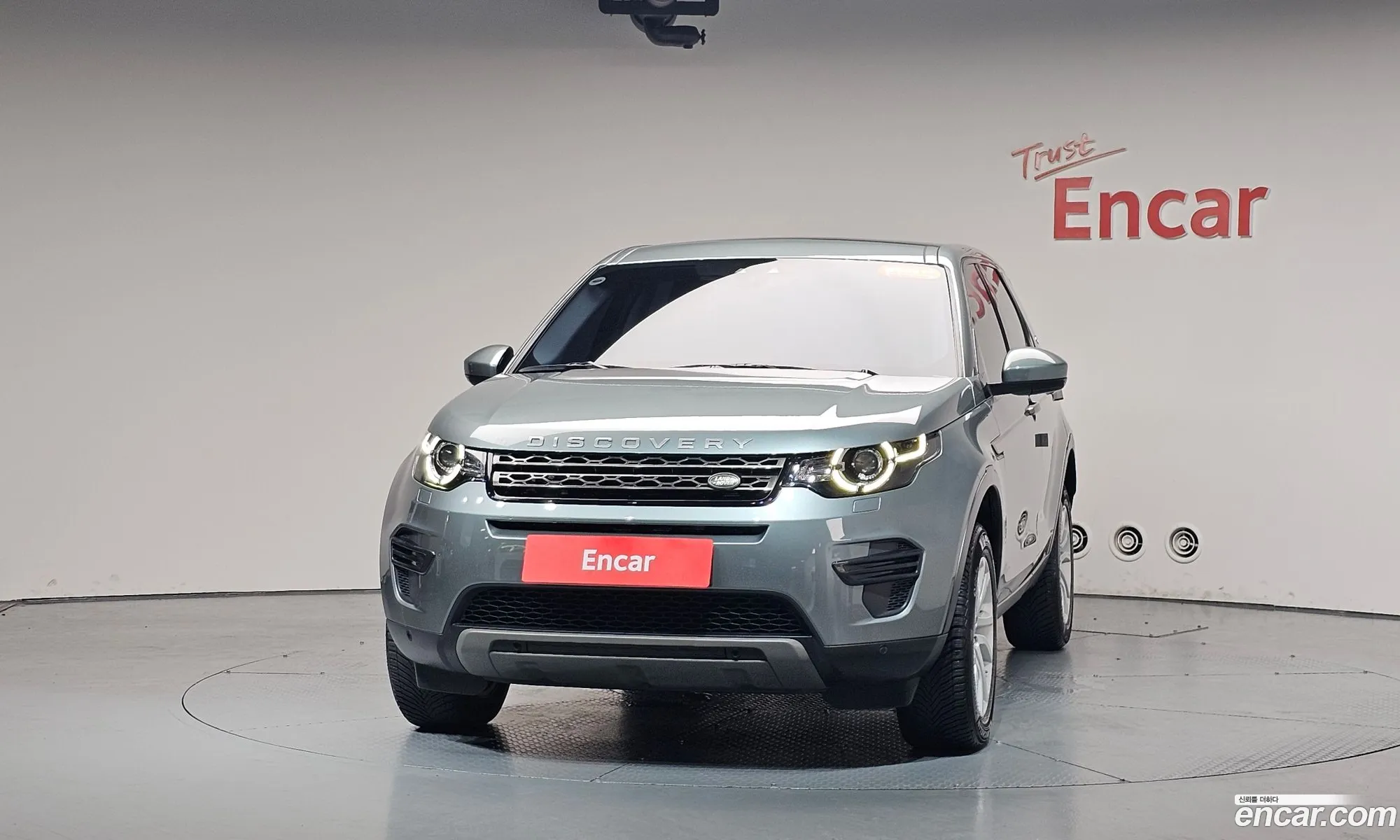 Land Rover Discovery Sport 2017 — 27