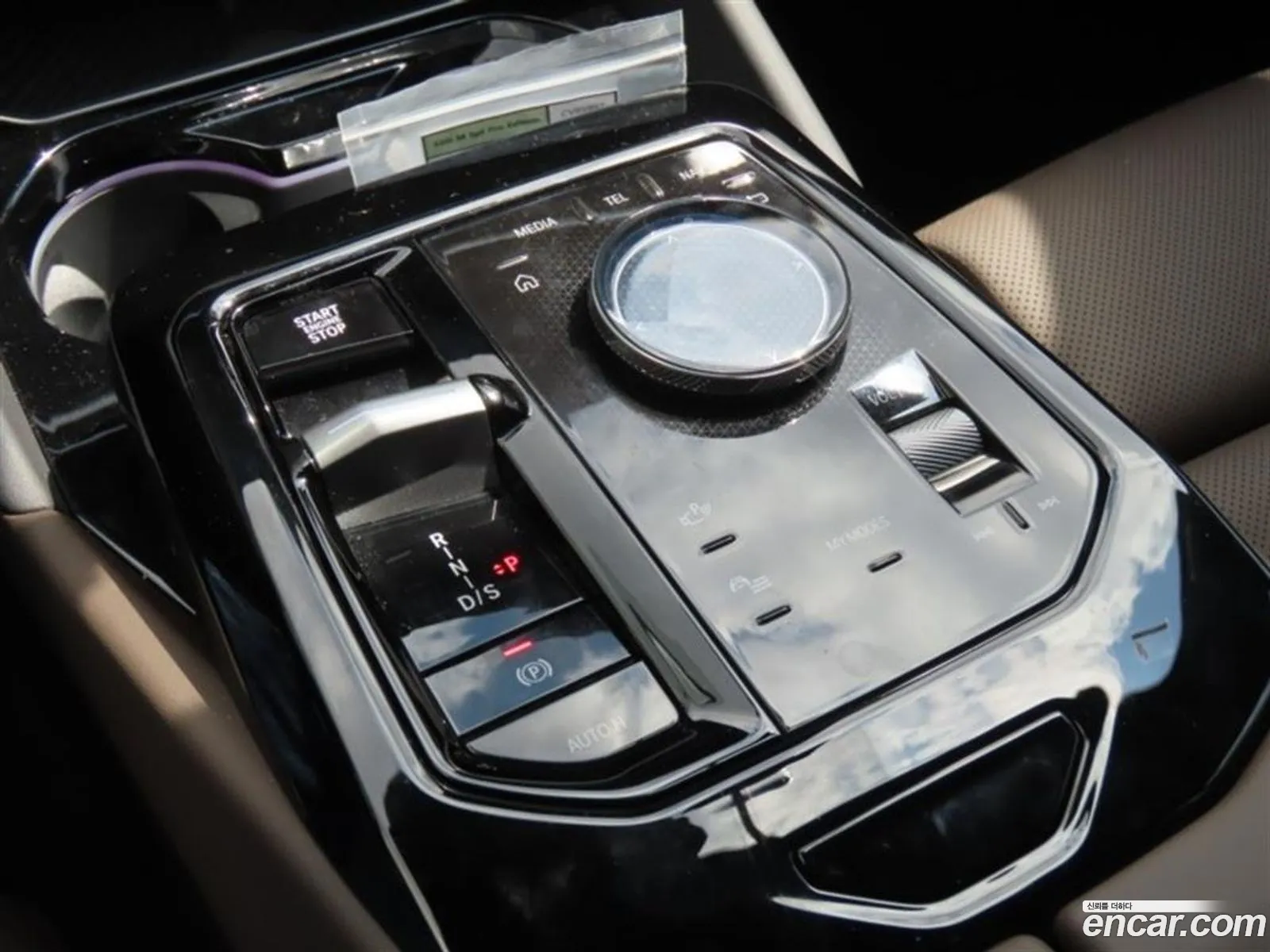 BMW 5 Series 2025 — 16