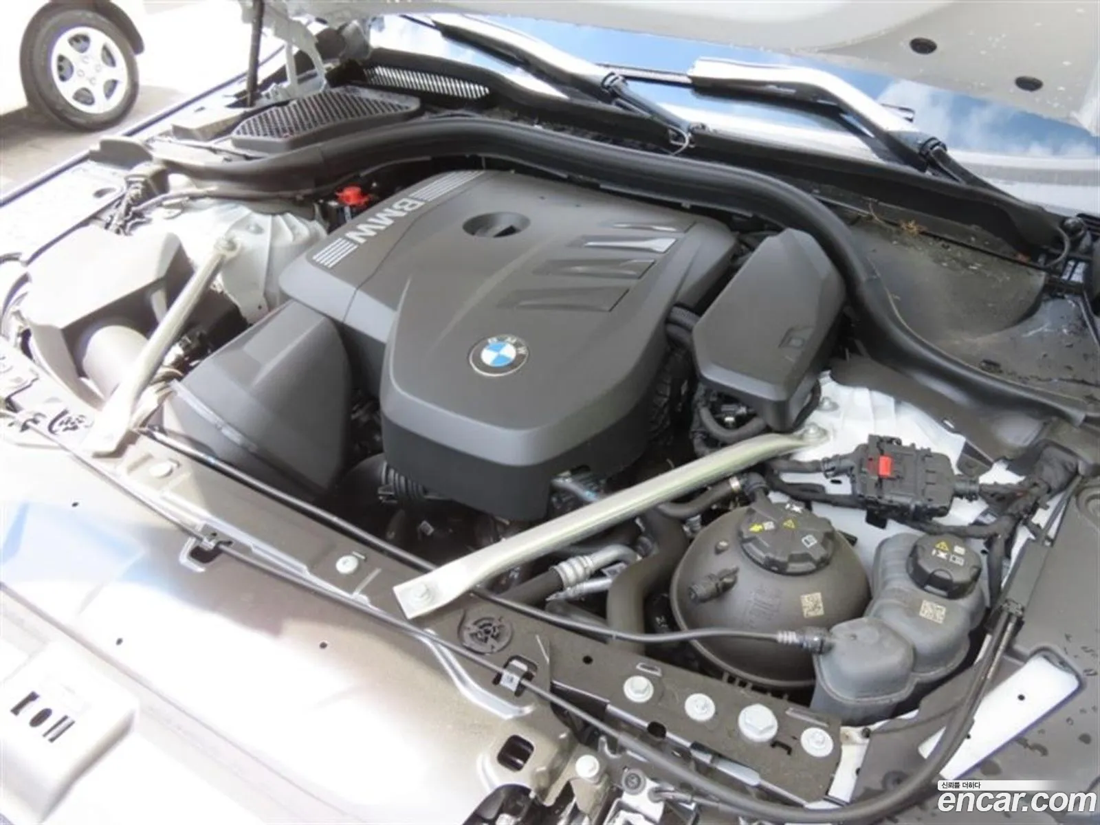BMW 5 Series 2025 — 20