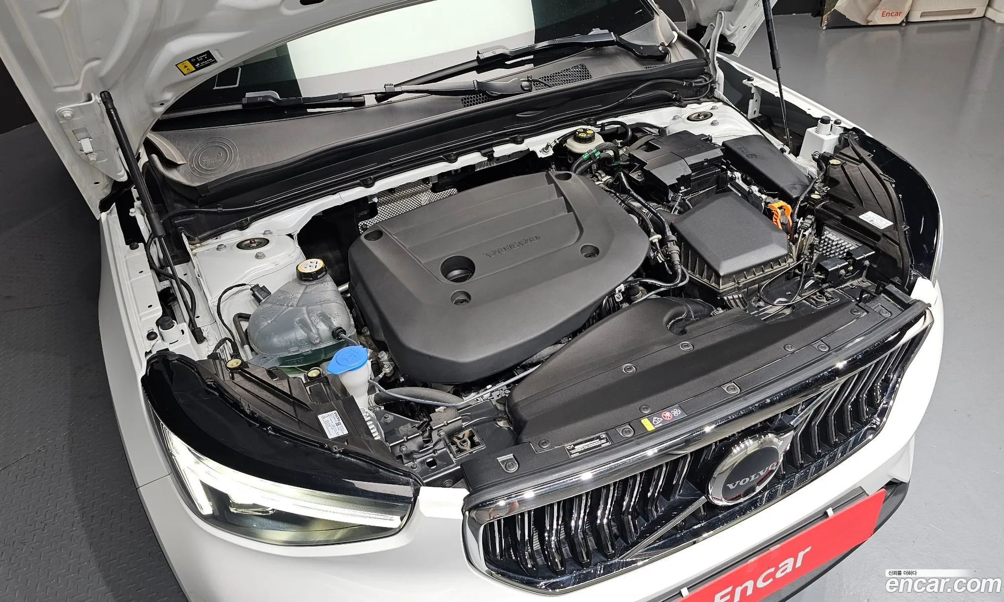 Volvo XC40 2025 — 22