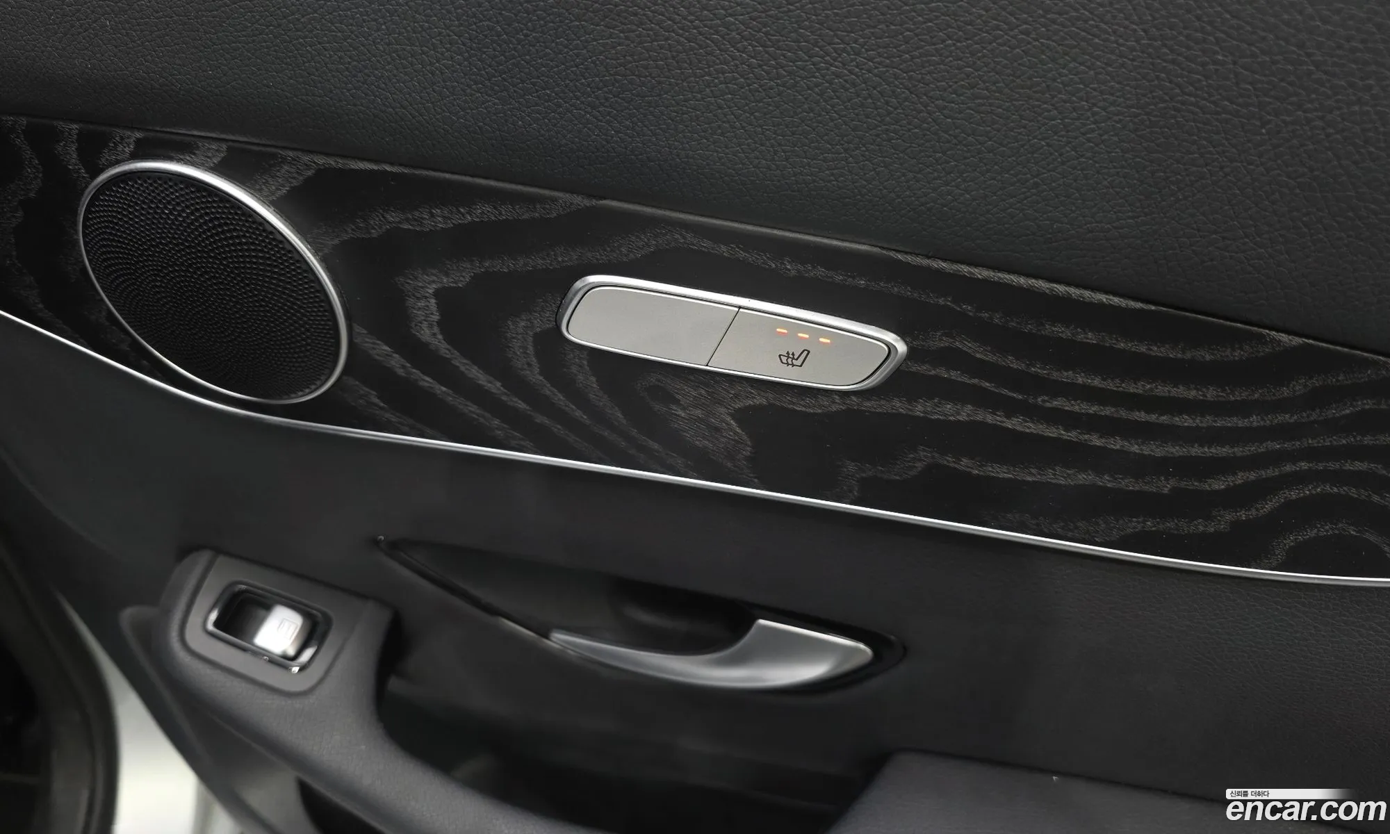 Mercedes-Benz GLC-Class X253 2019 — 30