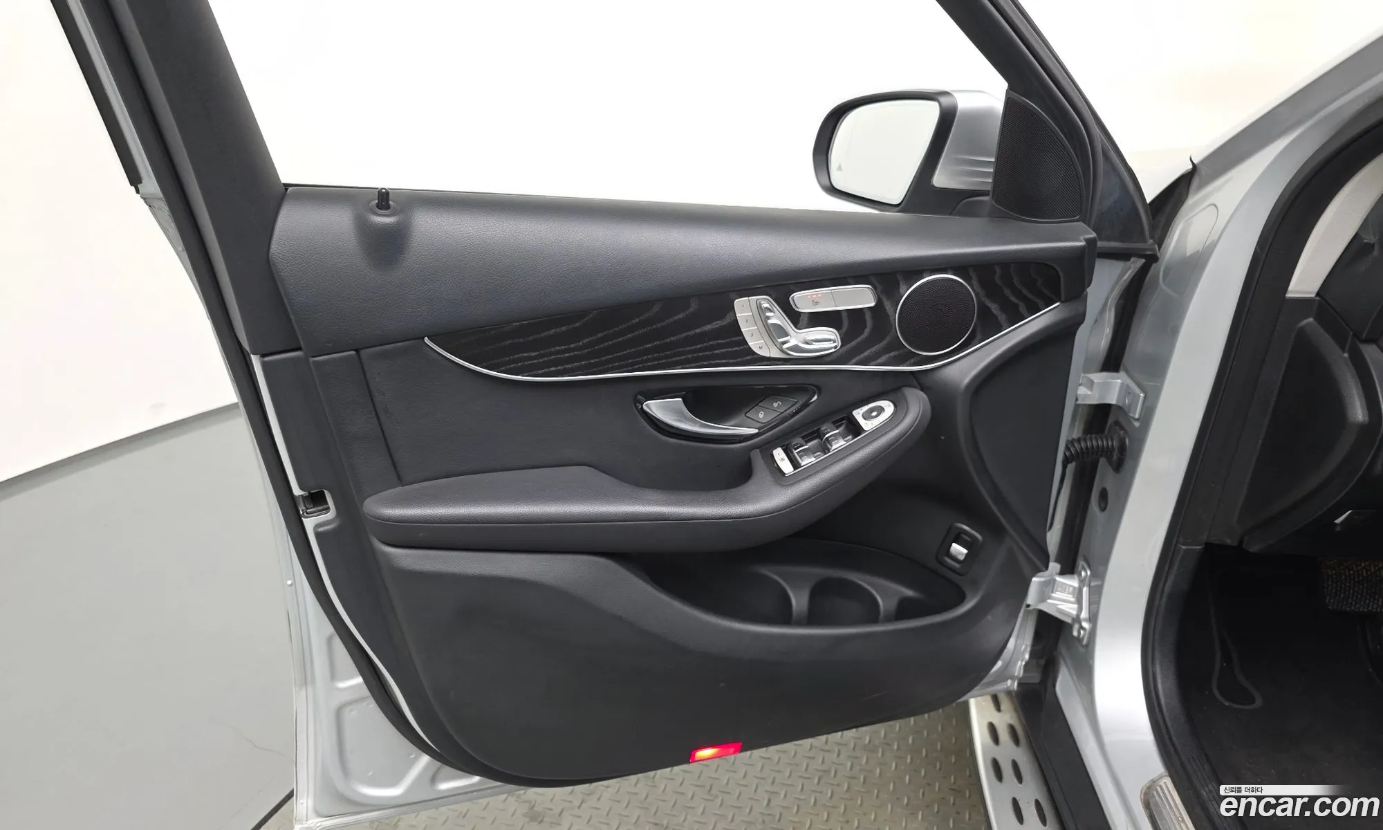 Mercedes-Benz GLC-Class X253 2019 — 21