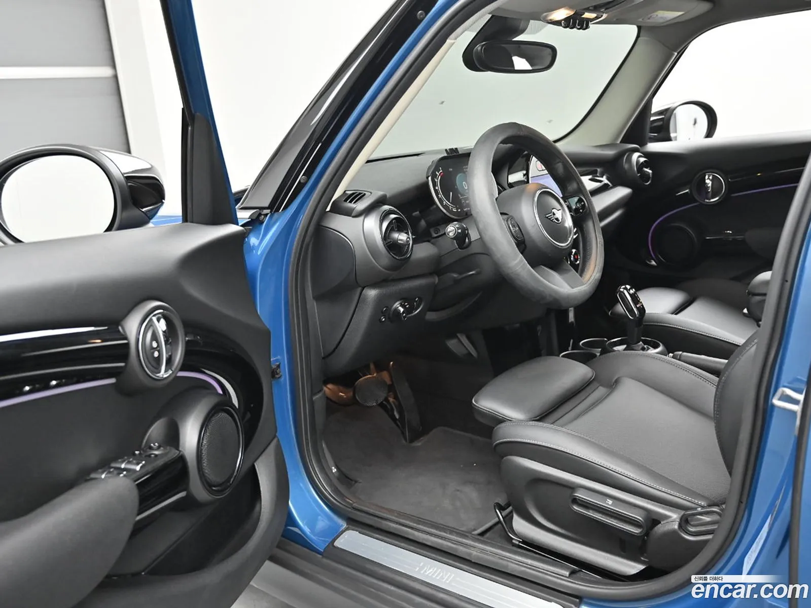 Mini Cooper 2021 — 15