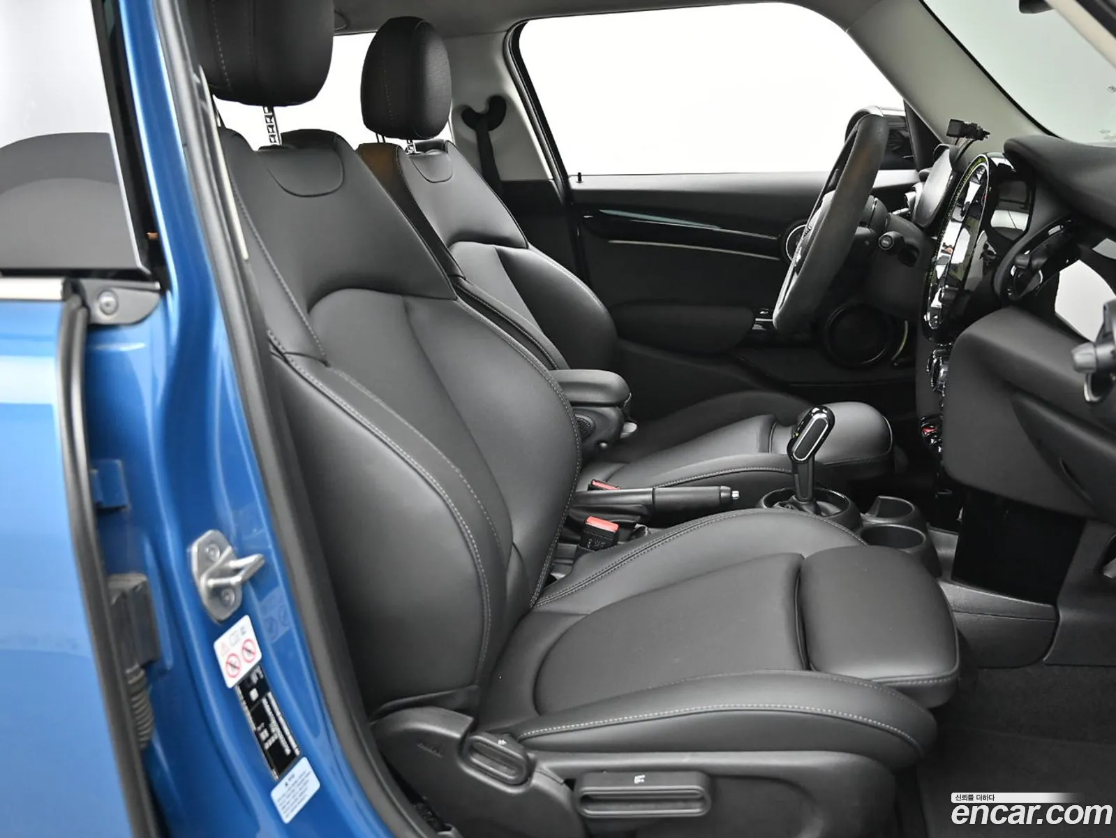 Mini Cooper 2021 — 4