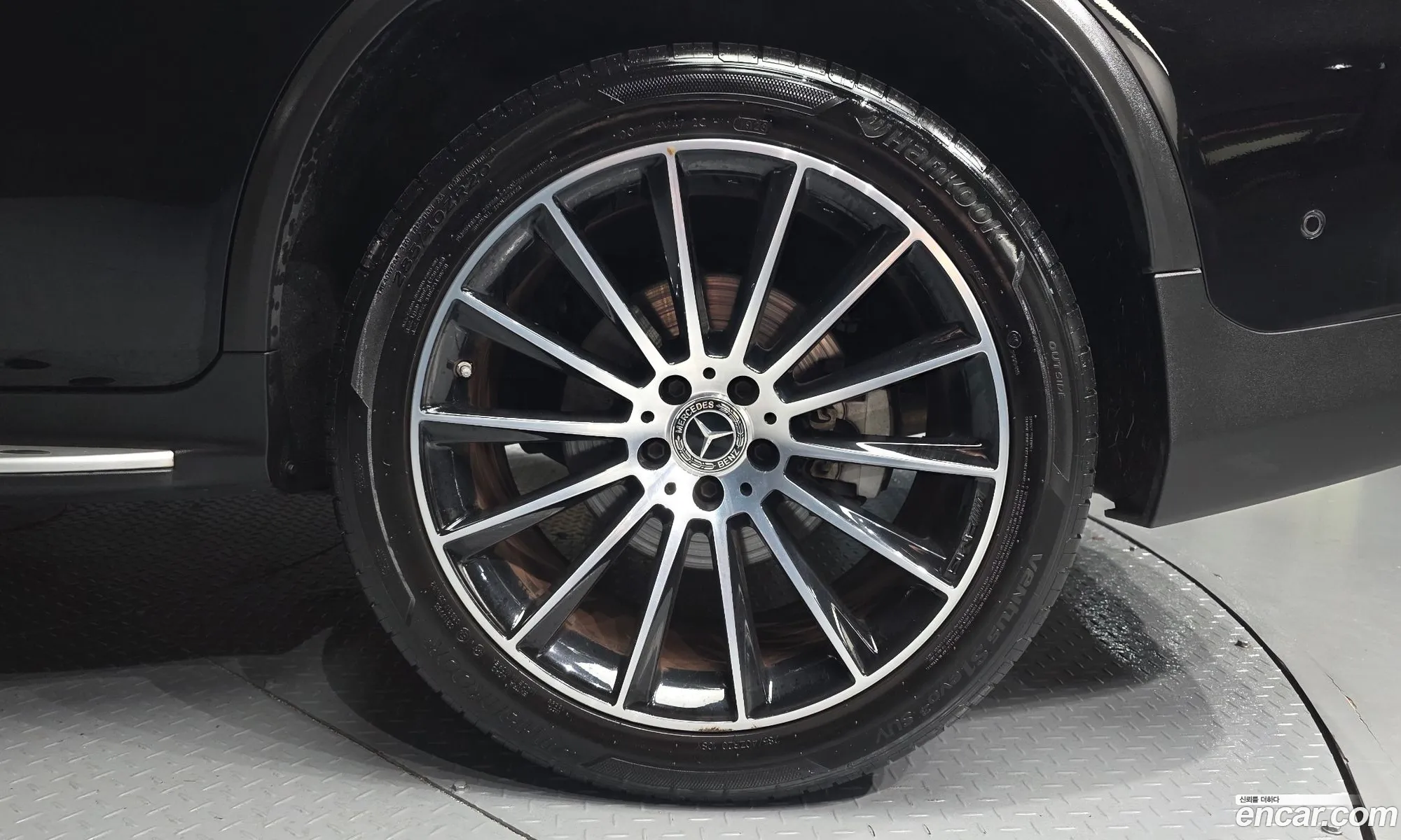 Mercedes-Benz GLC-Class X253 2018 — 17