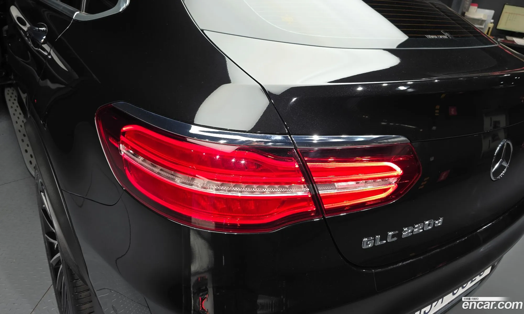 Mercedes-Benz GLC-Class X253 2018 — 22