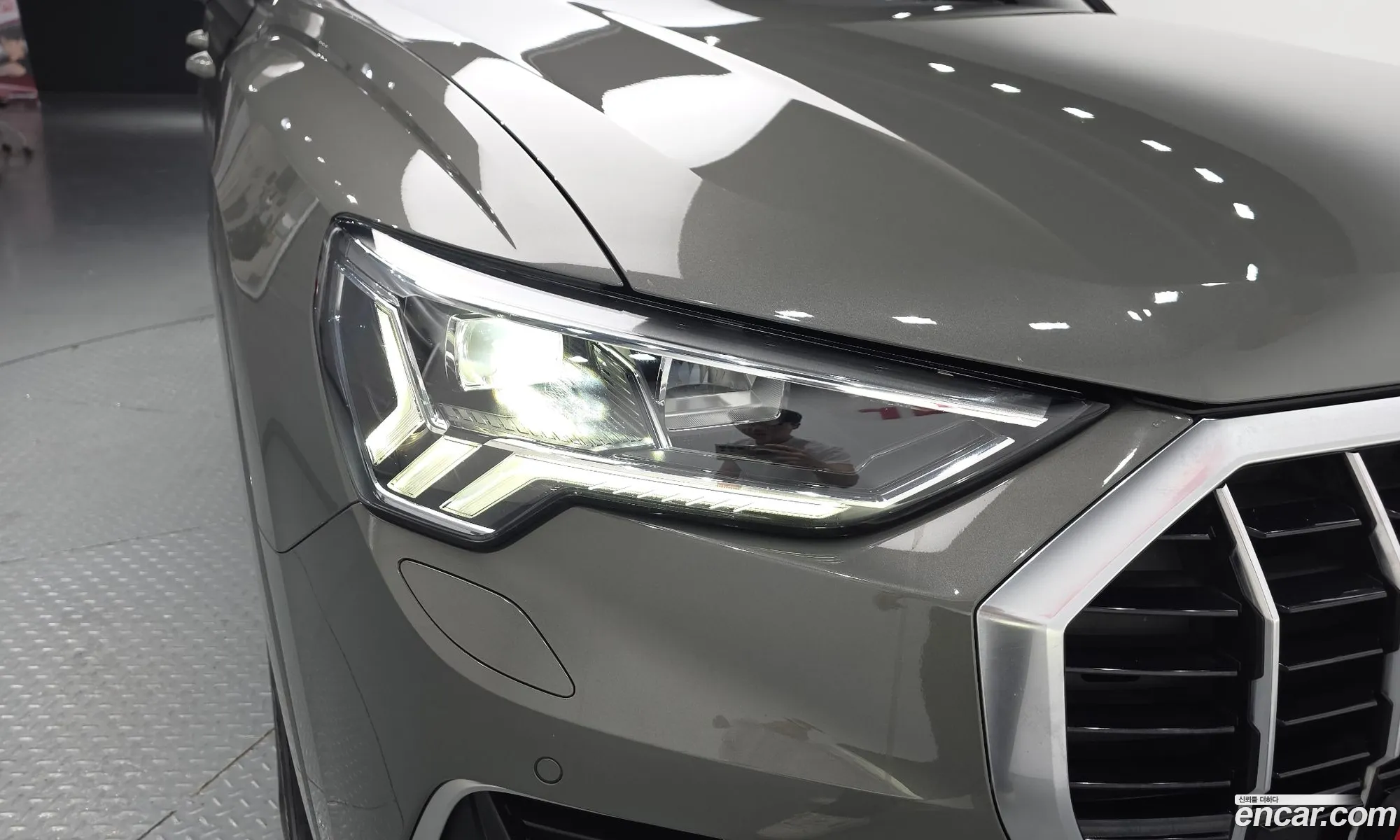 Audi Q3 2020 WAUZZZF38L1093073 — 30