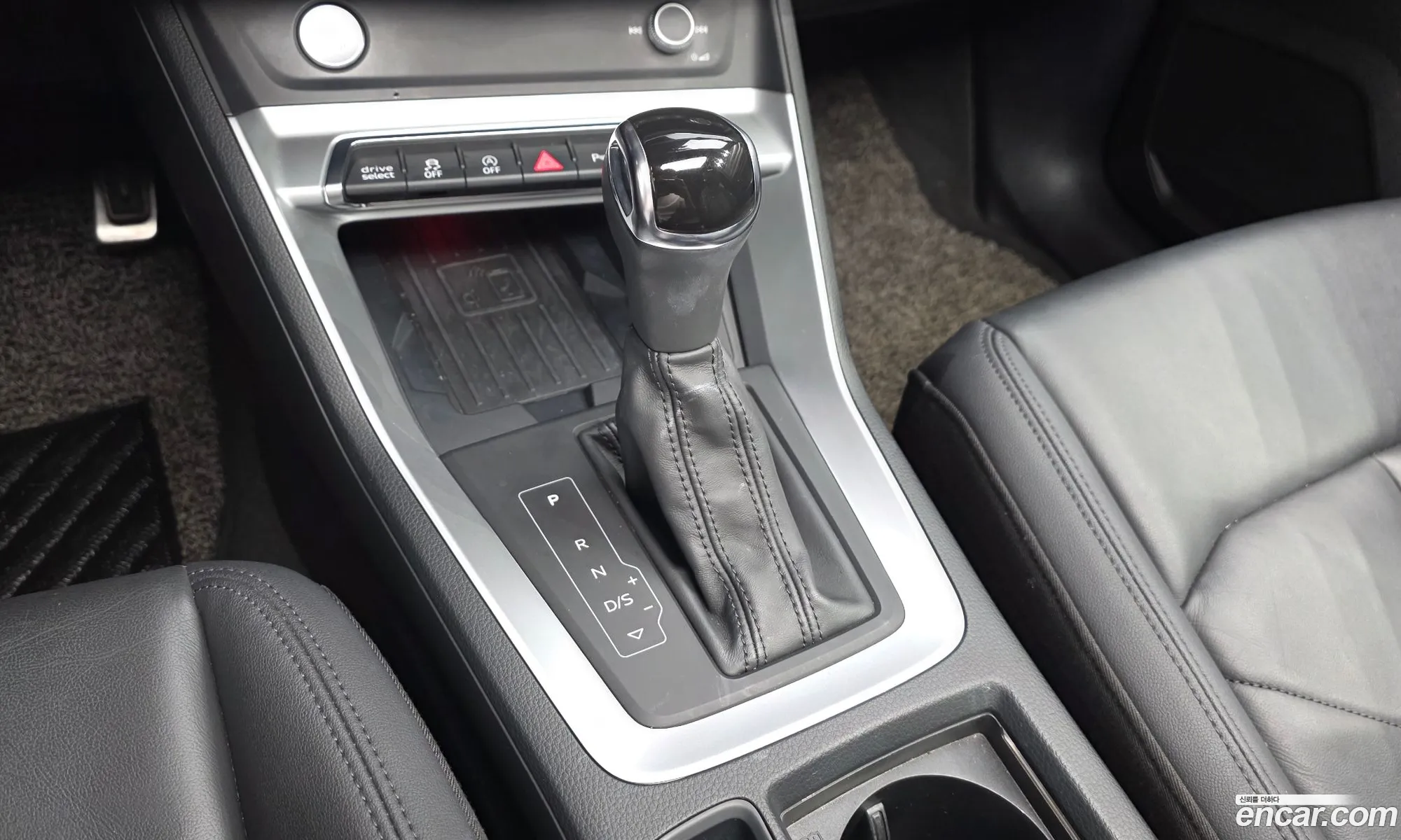 Audi Q3 2020 WAUZZZF38L1093073 — 13