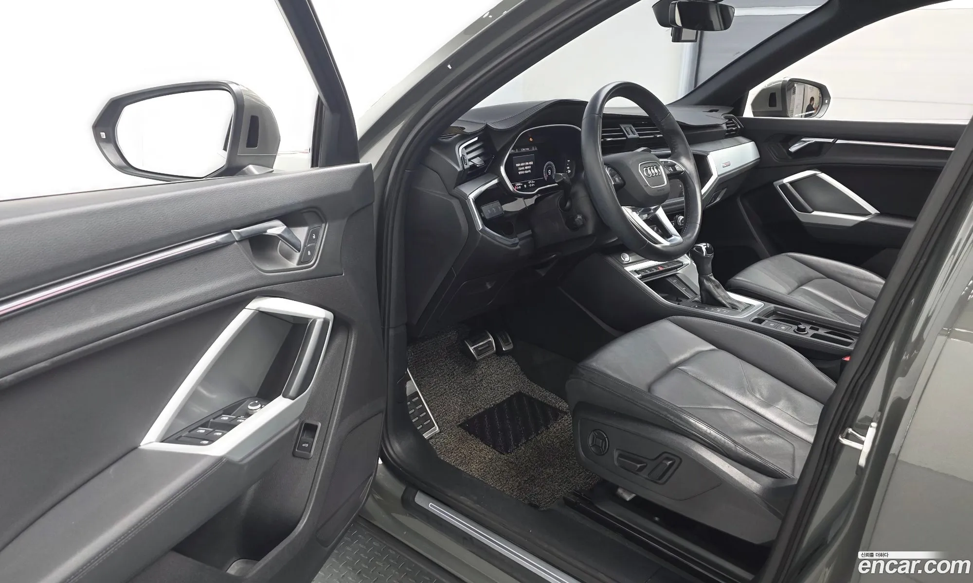 Audi Q3 2020 WAUZZZF38L1093073 — 15