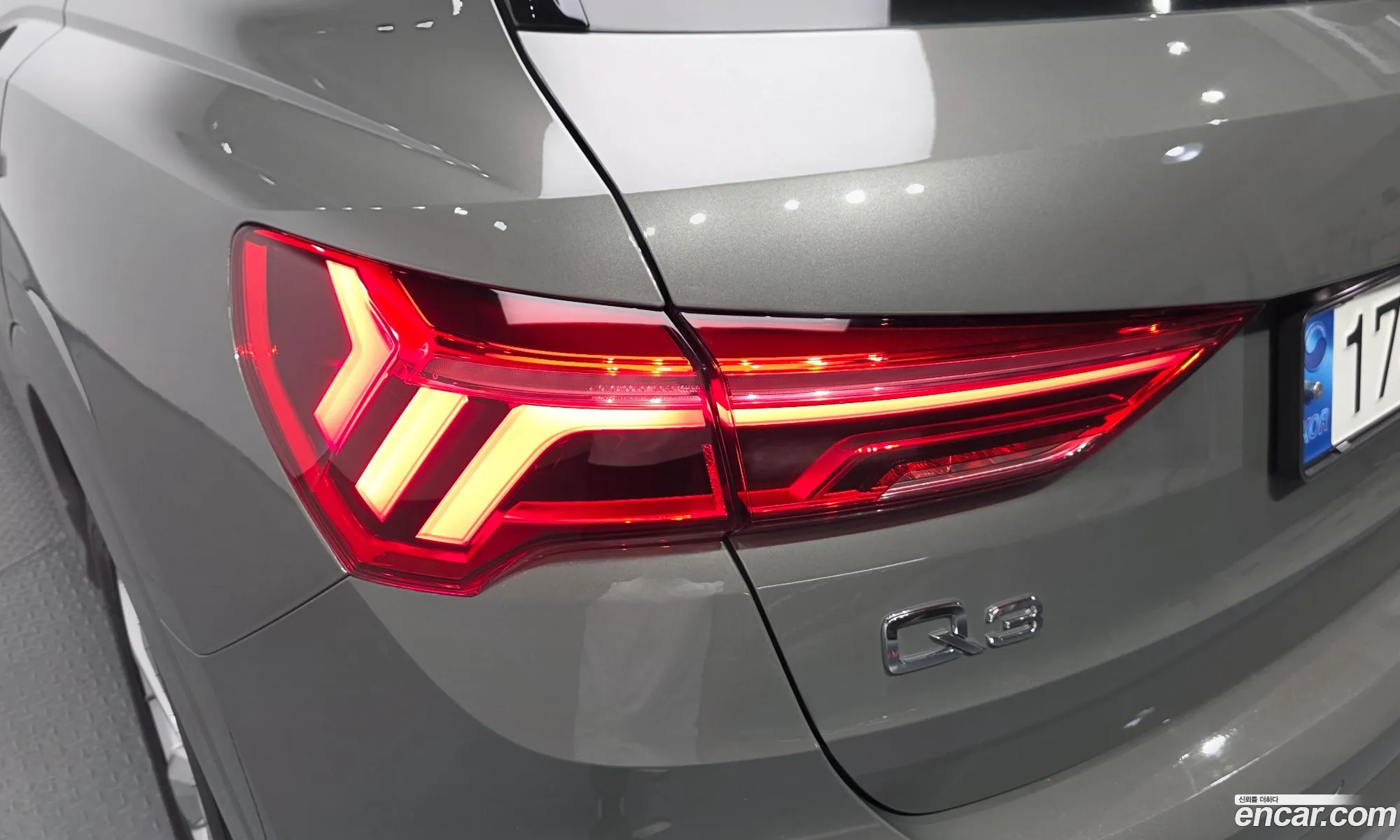 Audi Q3 2020 WAUZZZF38L1093073 — 27