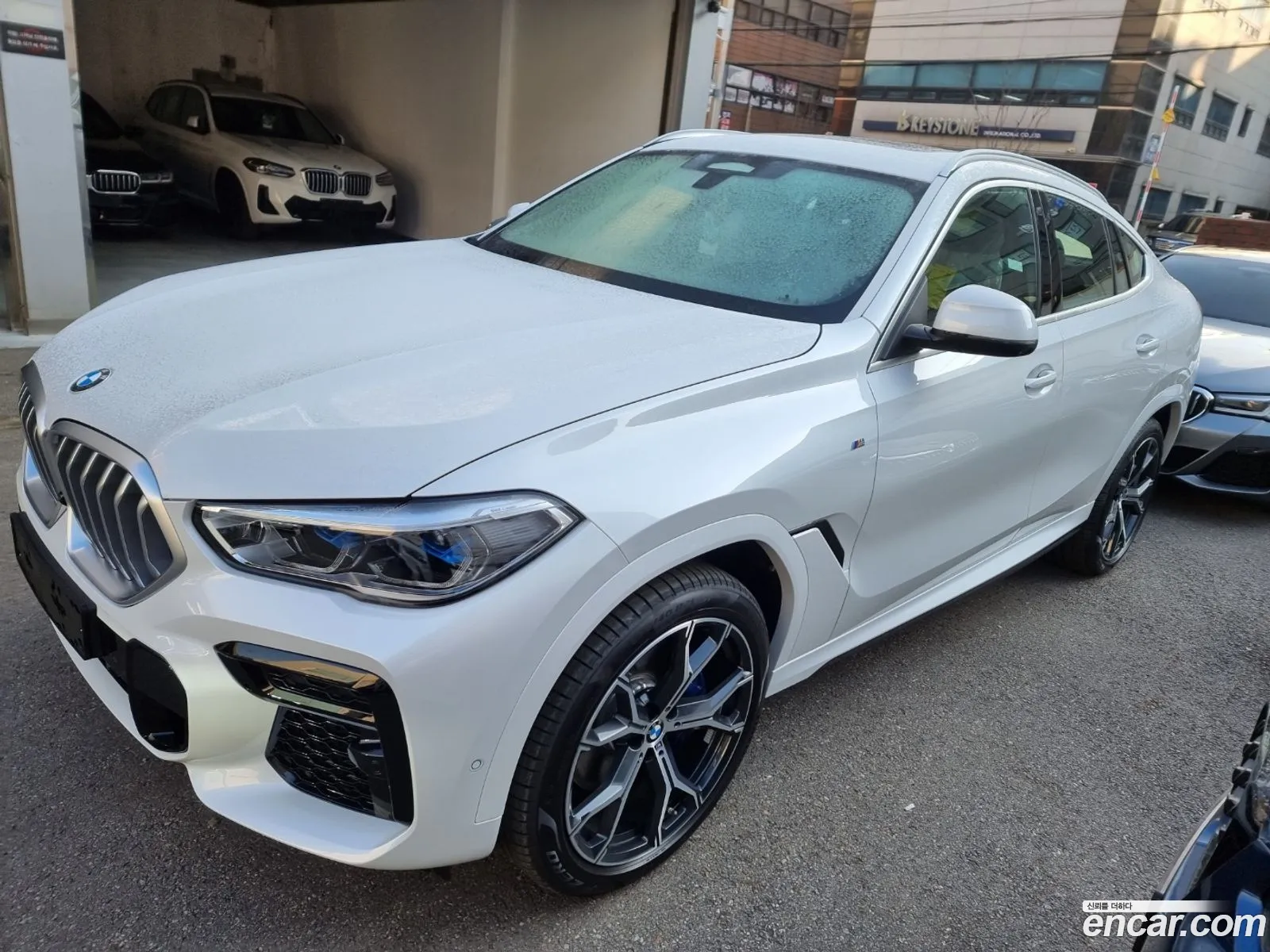 BMW X6 2023 — 12