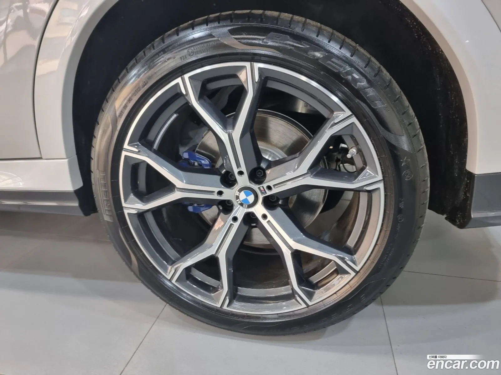 BMW X6 2023 — 3