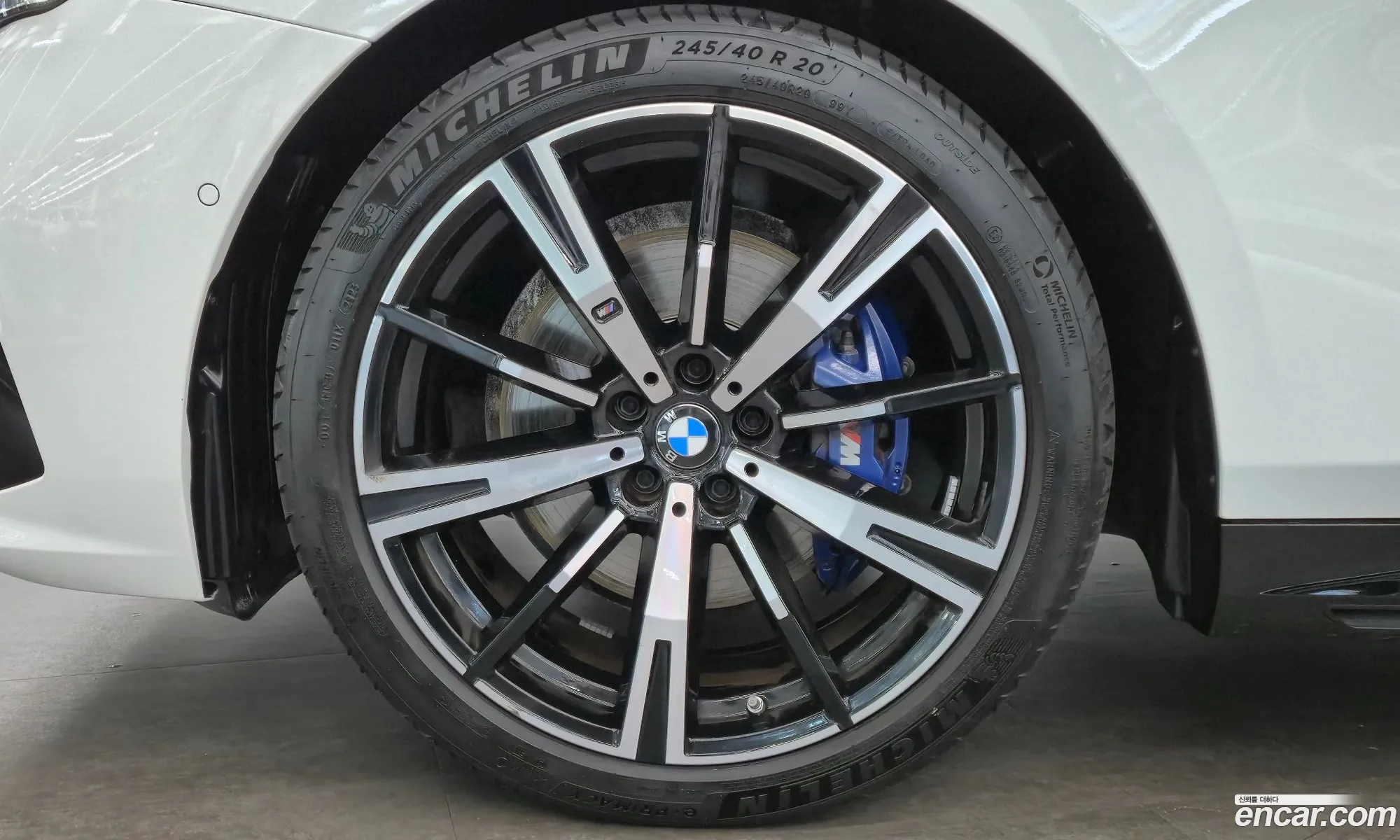 BMW 5 Series 2024 — 12