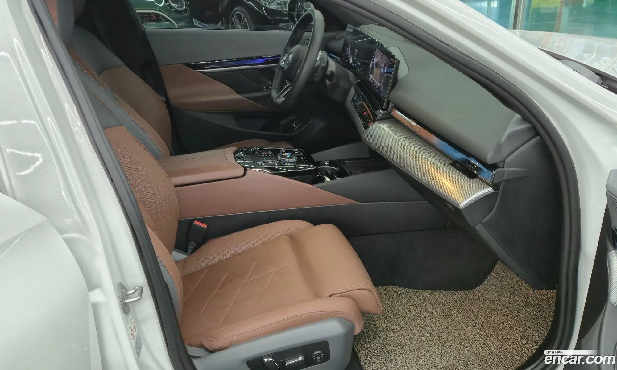 BMW 5 Series 2024 — 13